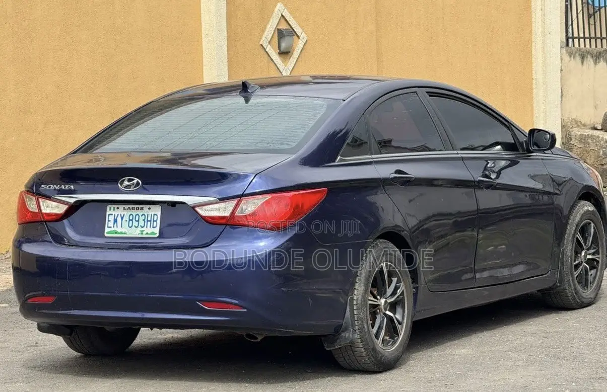 Hyundai Sonata 2012 Blue