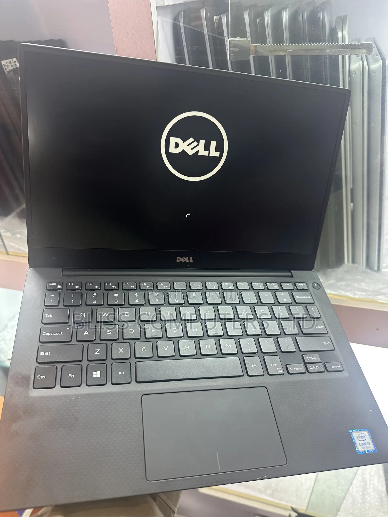 Laptop Dell XPS 13 9360 4GB Intel Core i3 SSD 128GB