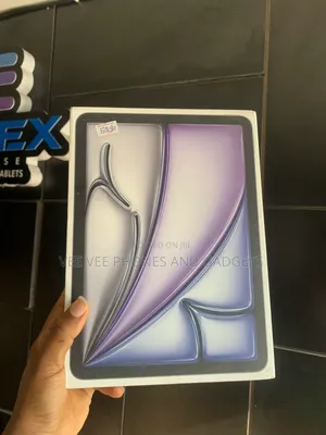 New Apple iPad Air (2013) 128 GB Black