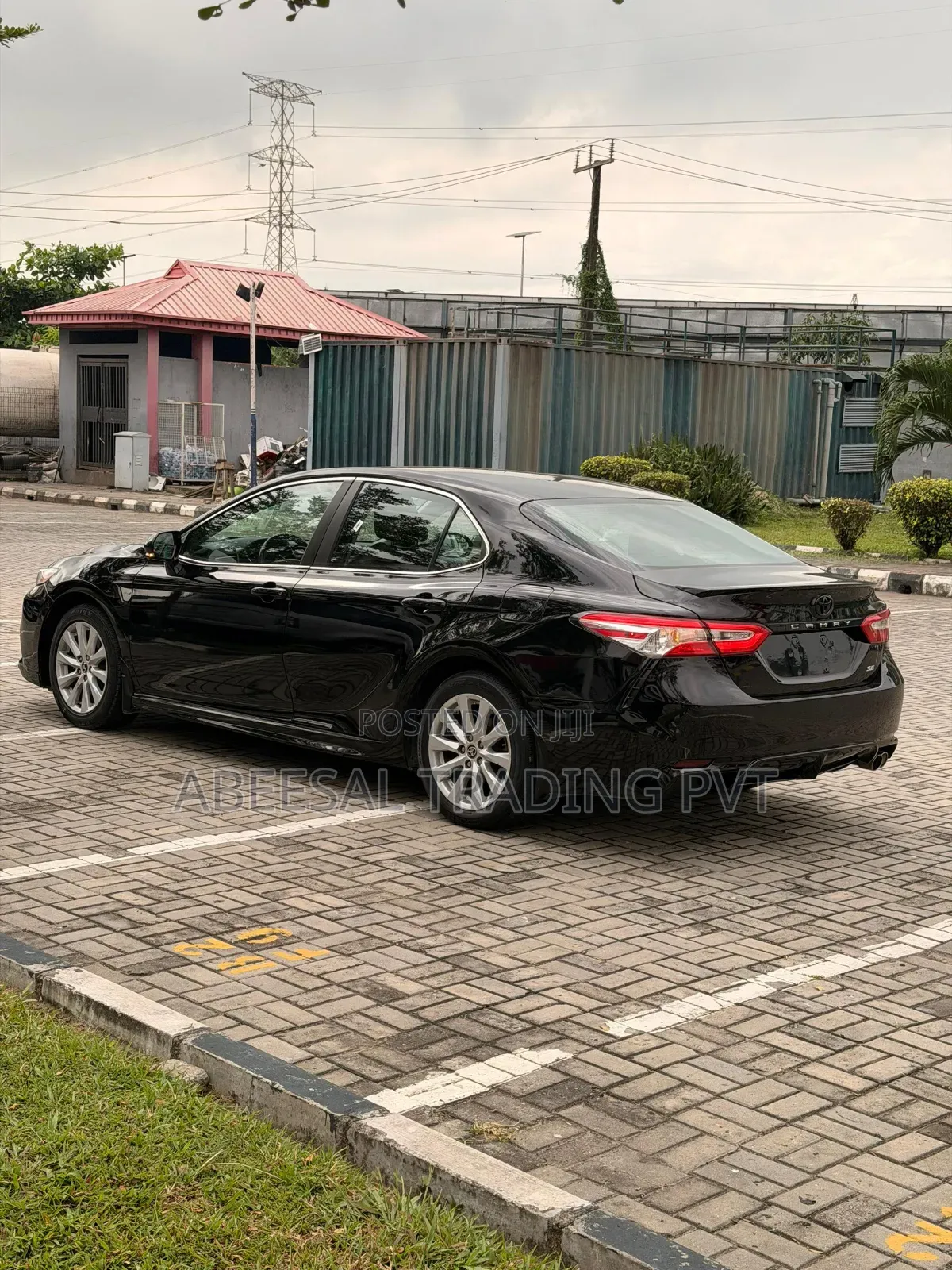 Toyota Camry SE FWD 2020 Black