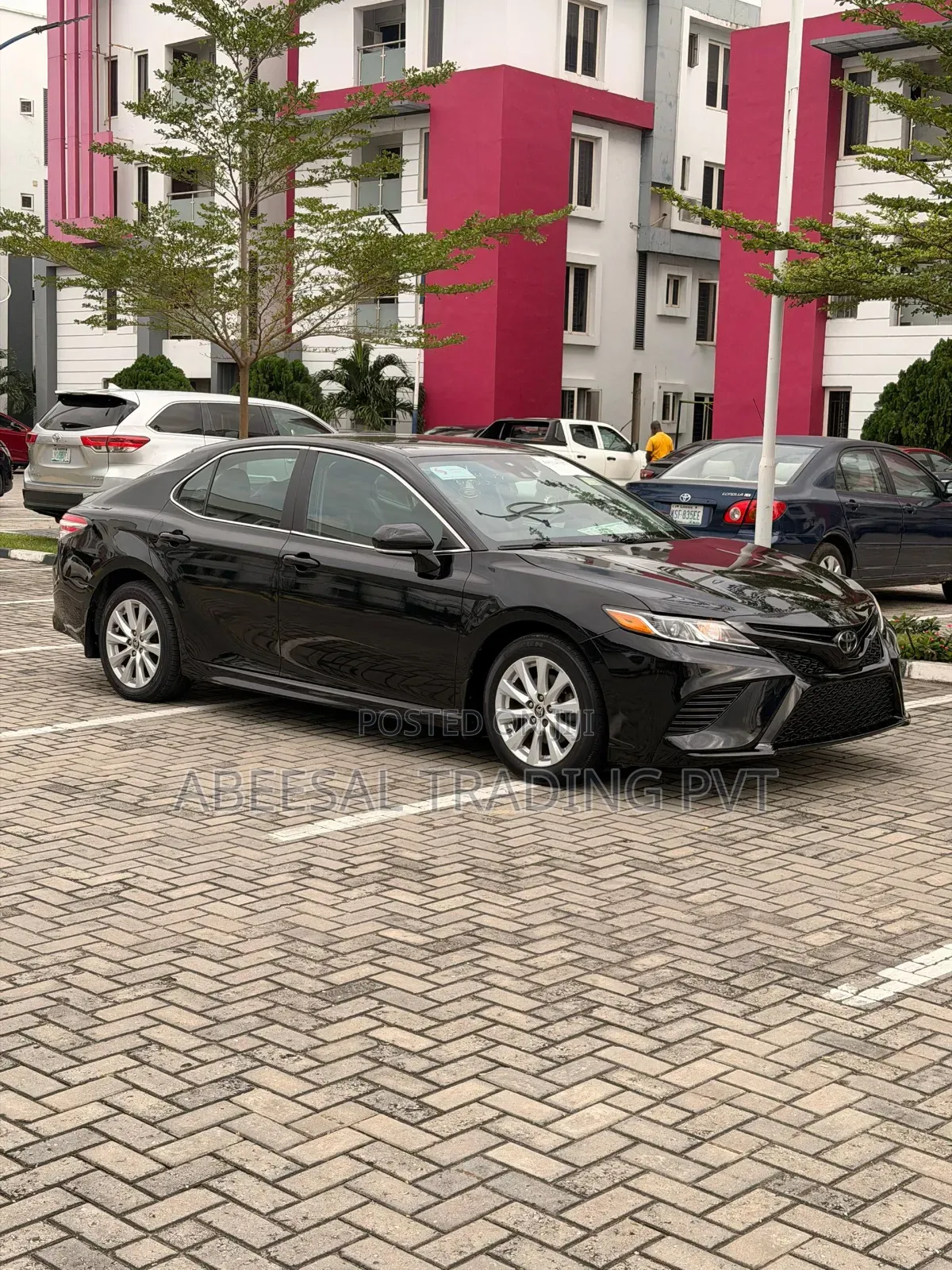 Toyota Camry SE FWD 2020 Black
