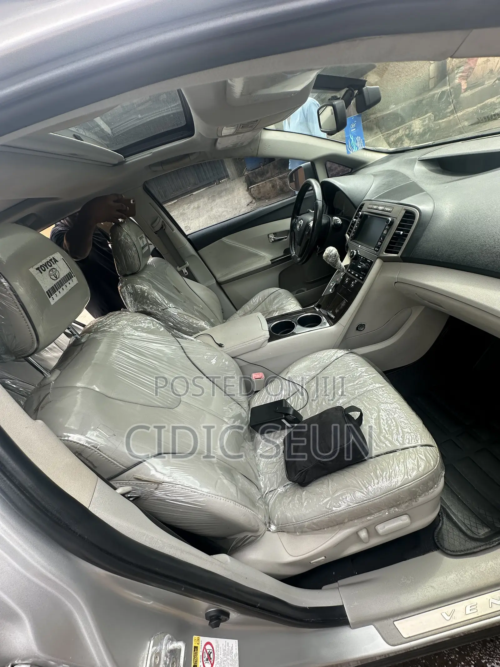 Toyota Venza XLE 2014 Silver