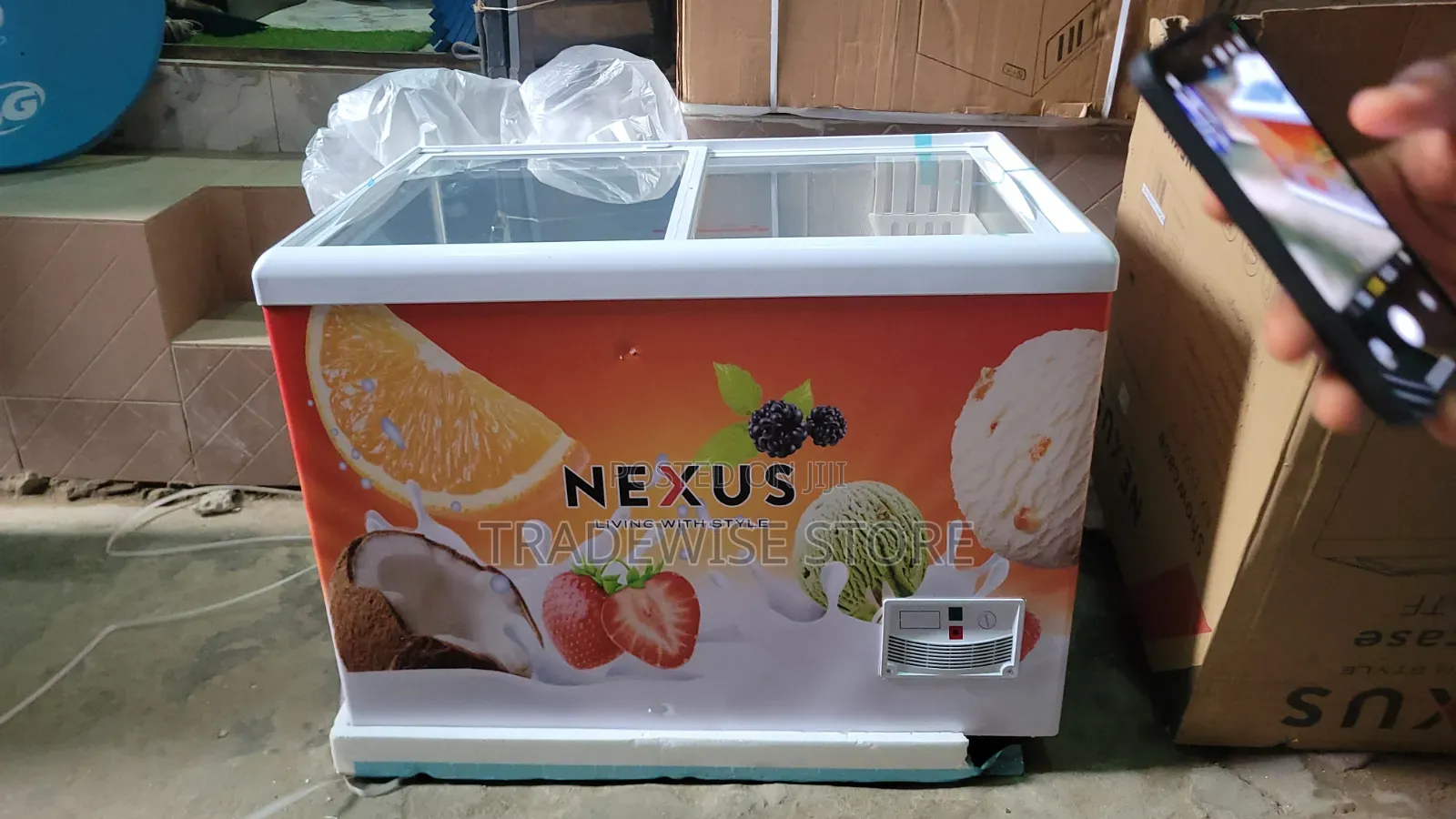 Nexus Showcase Freezer (355 Litres)