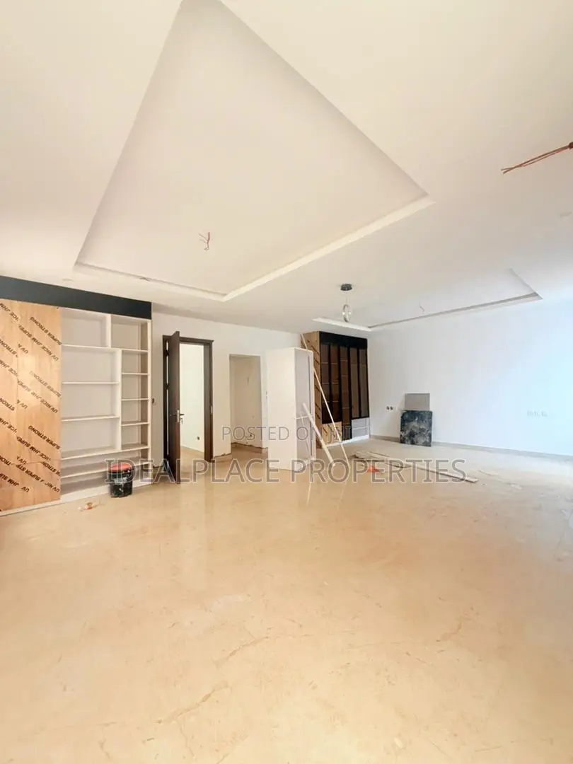 5bdrm Duplex in Ikeja GRA for sale