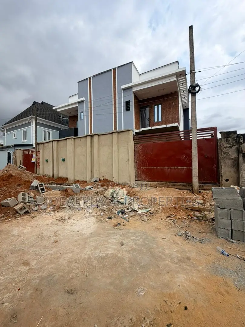 3bdrm Duplex in Fagba for sale
