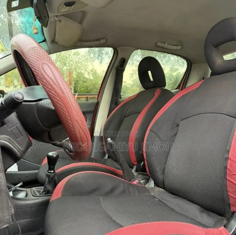 Peugeot 206 2002 Red