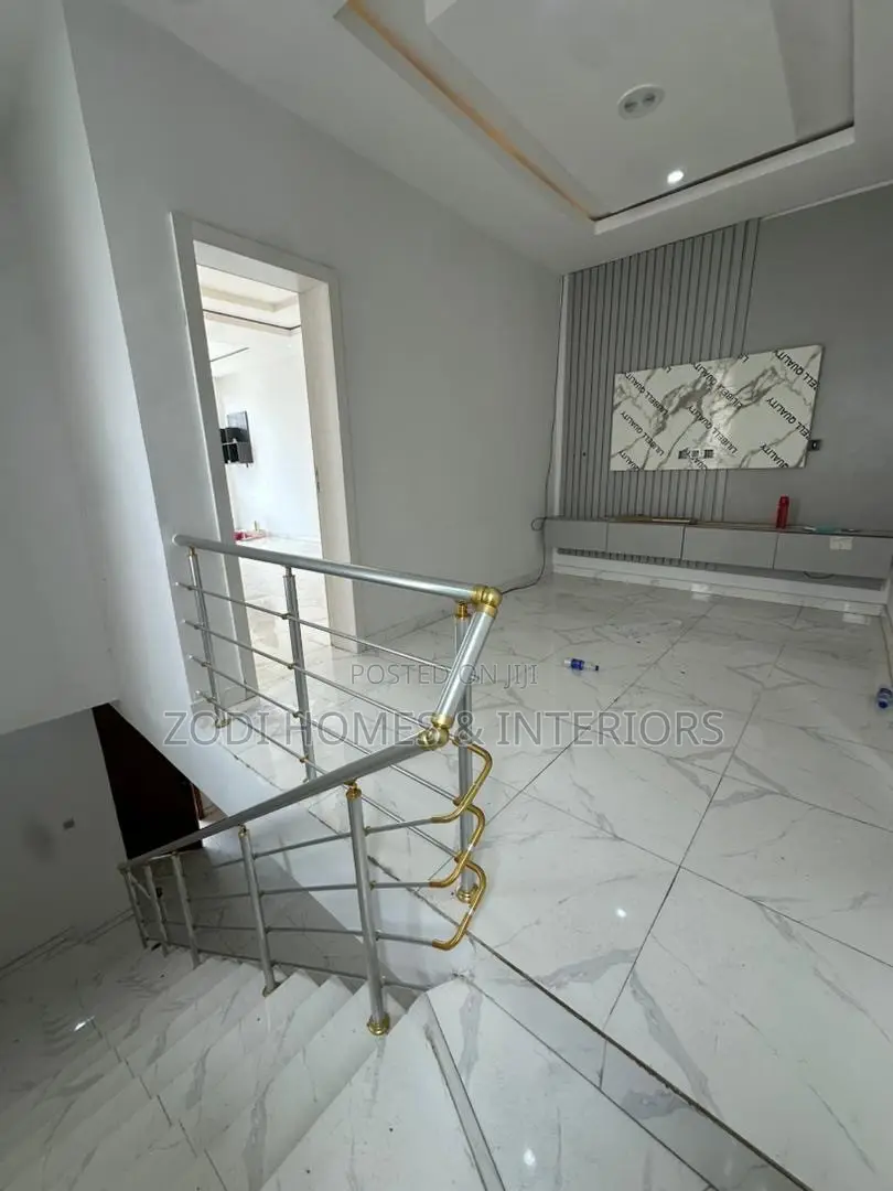 3bdrm Duplex in Lekki for rent