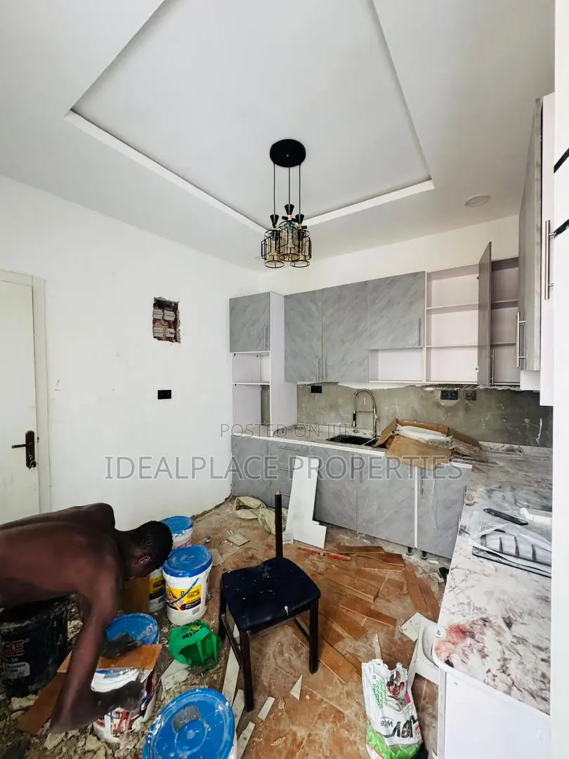 4bdrm Duplex in Ogudu GRA for sale