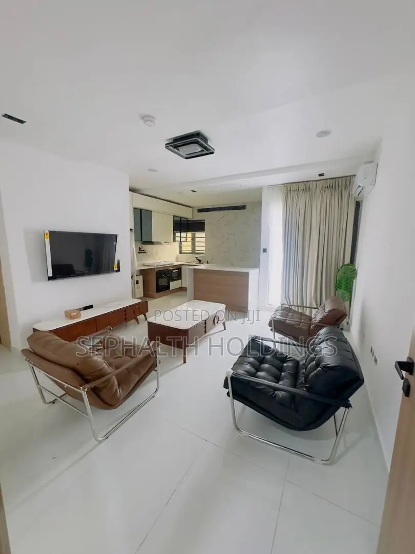 Furnished 1bdrm Apartment in Lekki Phase 1 for sale