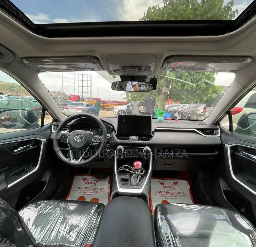 Toyota RAV4 2023 Black