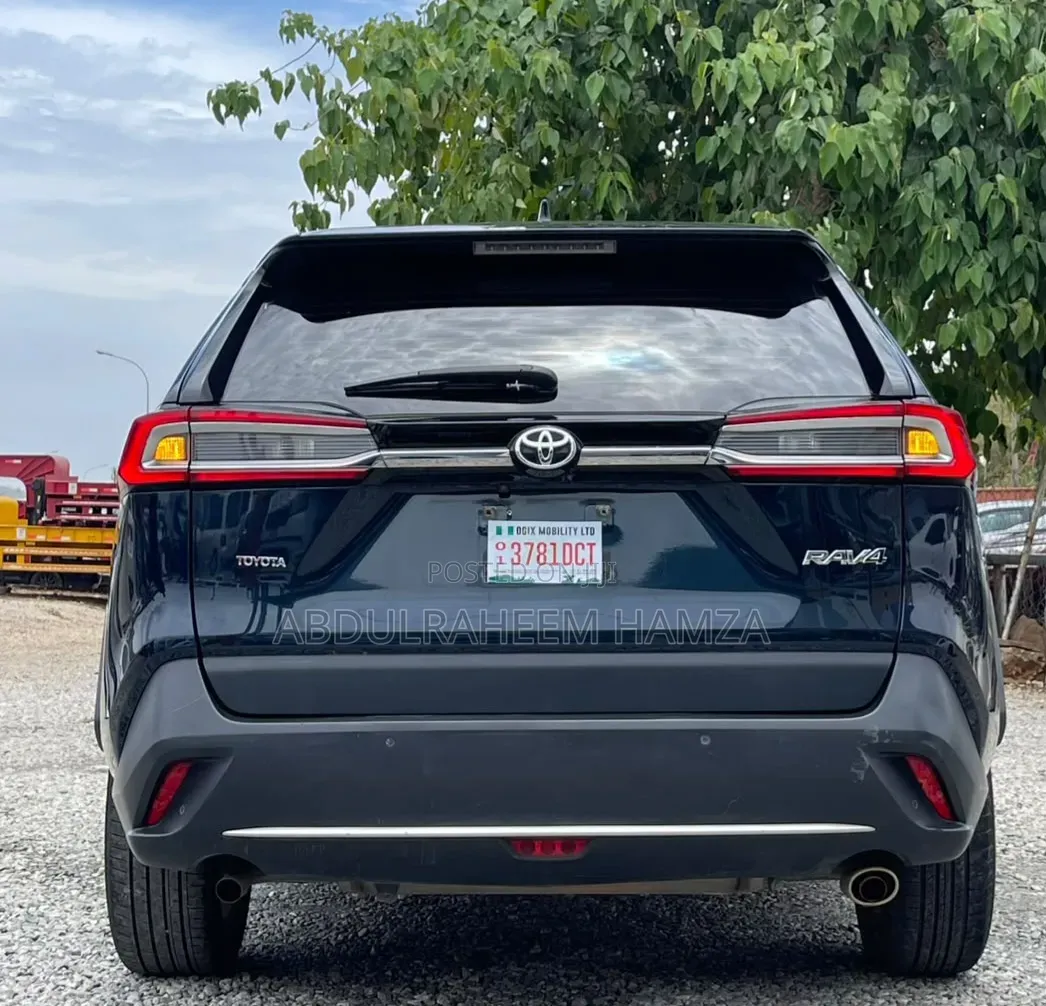 Toyota RAV4 2023 Black