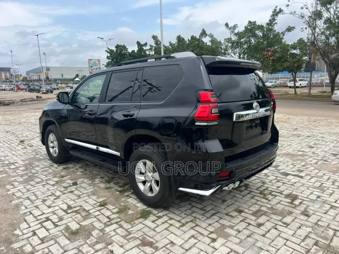 Toyota Land Cruiser Prado 2020 Black