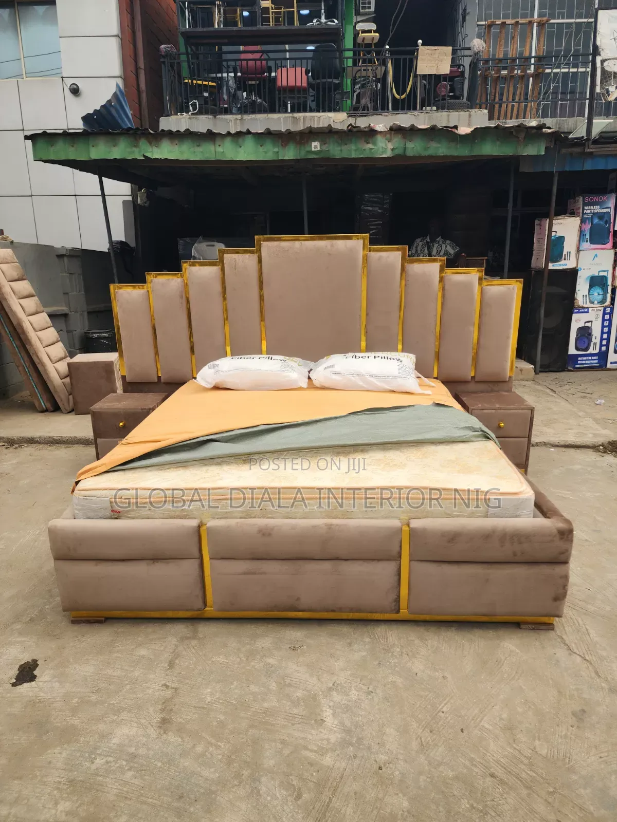 Quality 6by6 Padded Bedframe