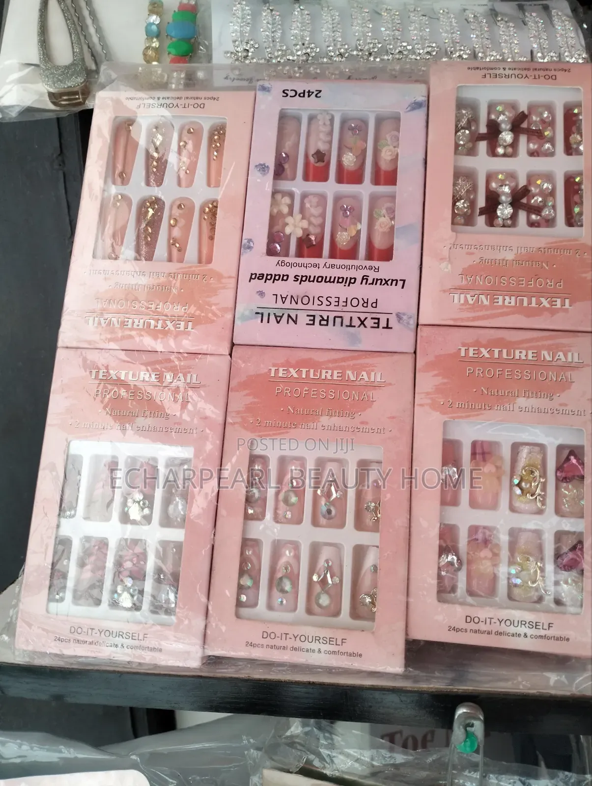 Beautiful Ready-Made Press-on Nails – Reusable Artificial Nails