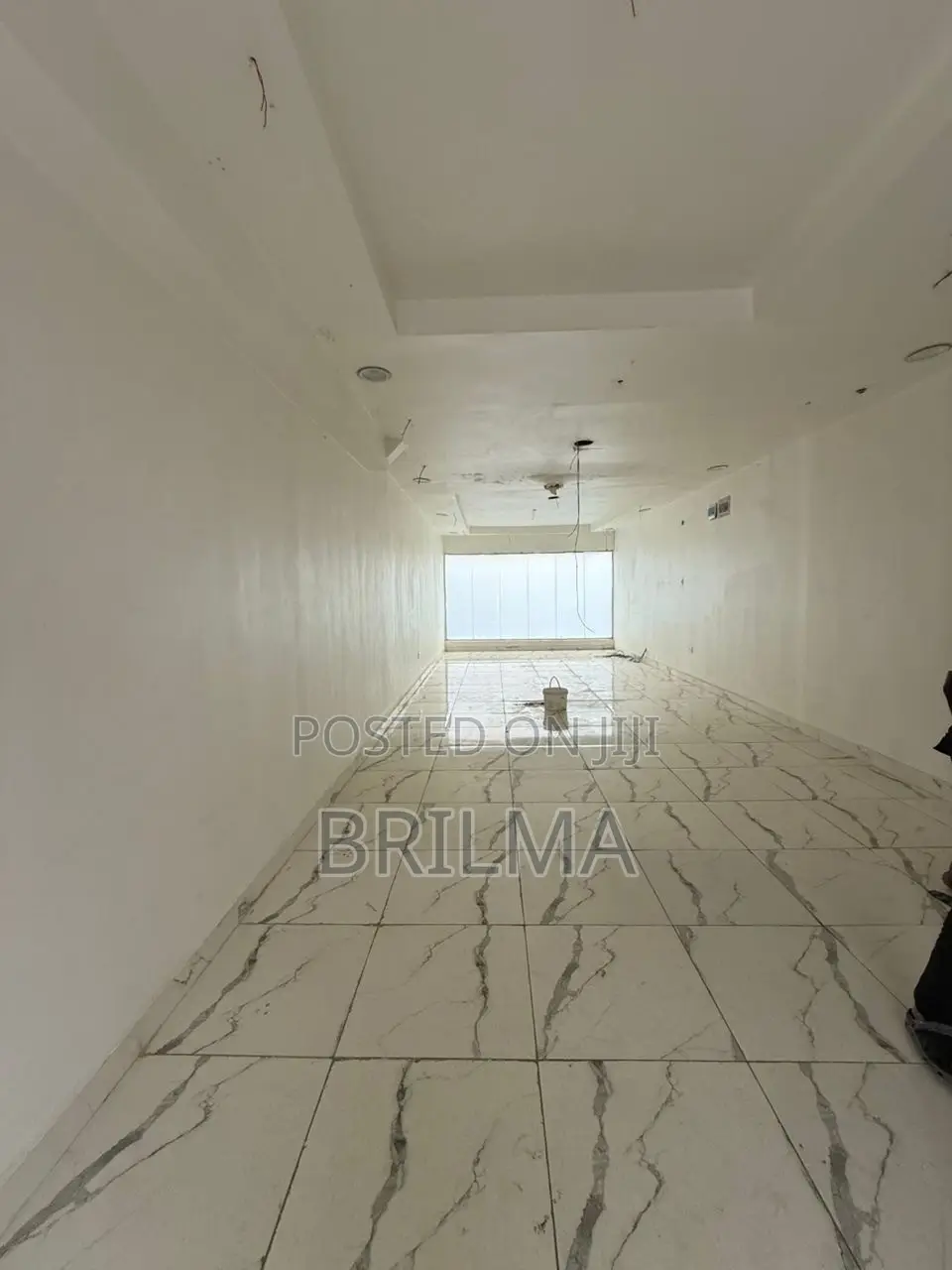 65Sqm Office/Shop Space in Wuse 2 for Rent