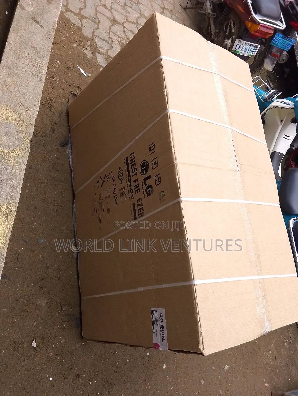 LG 2 Doors Chest Freezer  Sliding Glass and Inner Interior LED Light