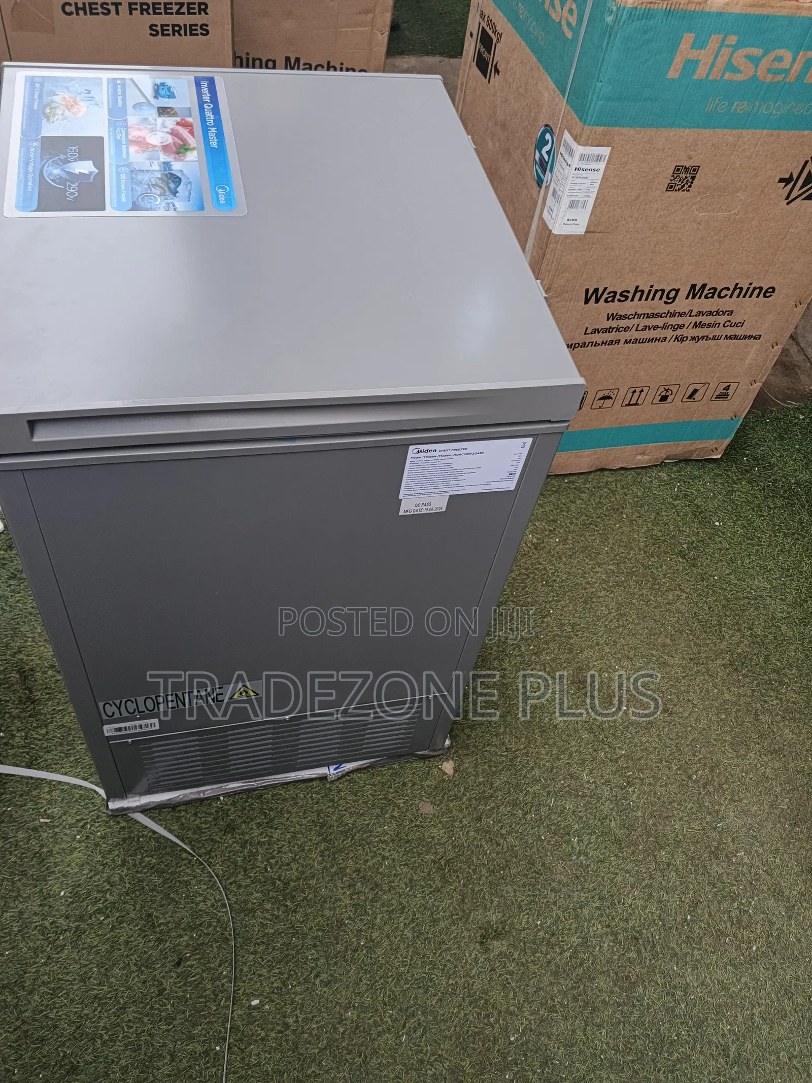 Midea 142L Chest Deep Freezer – MDRC265FZG43D