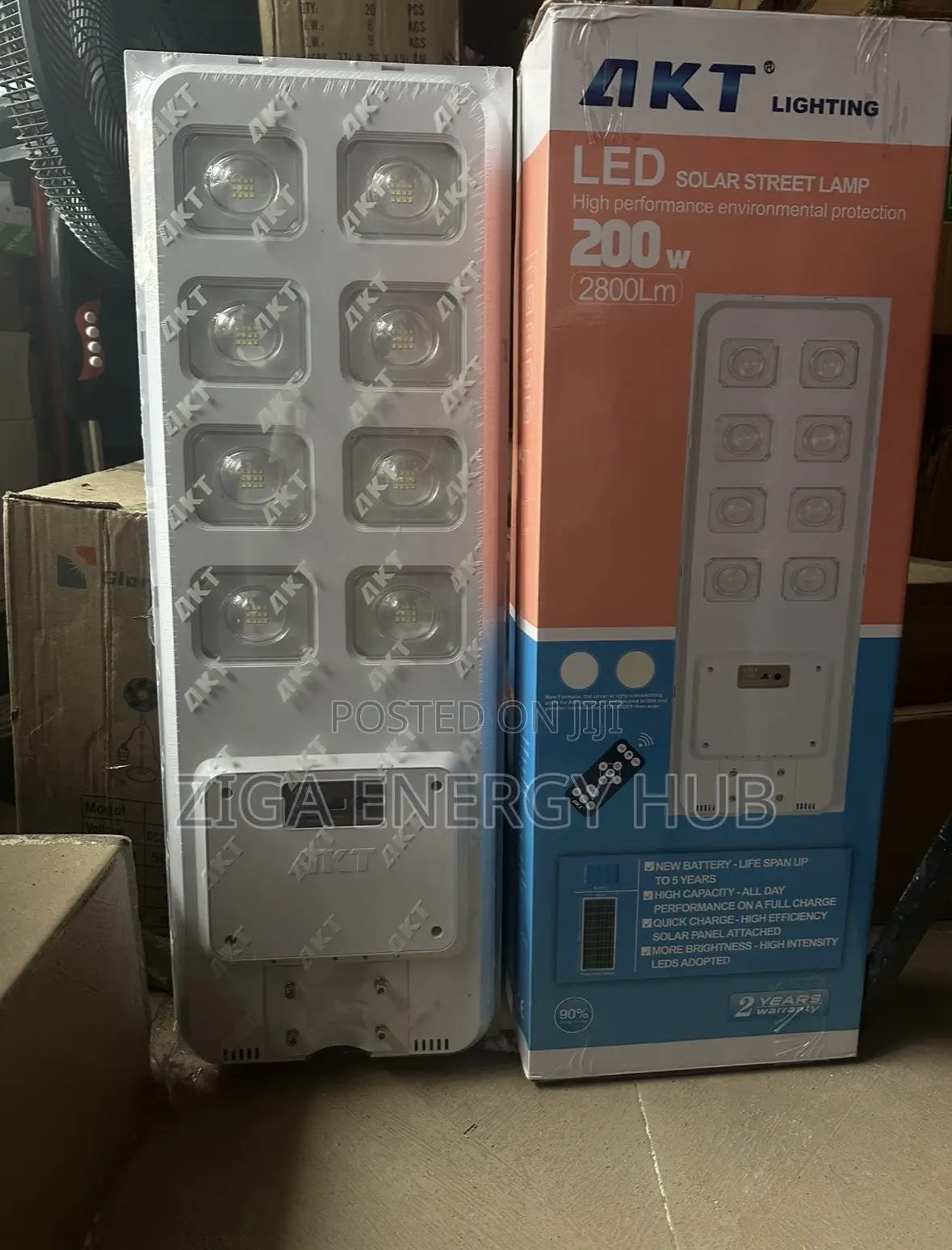 200w AKT Solar Street Light