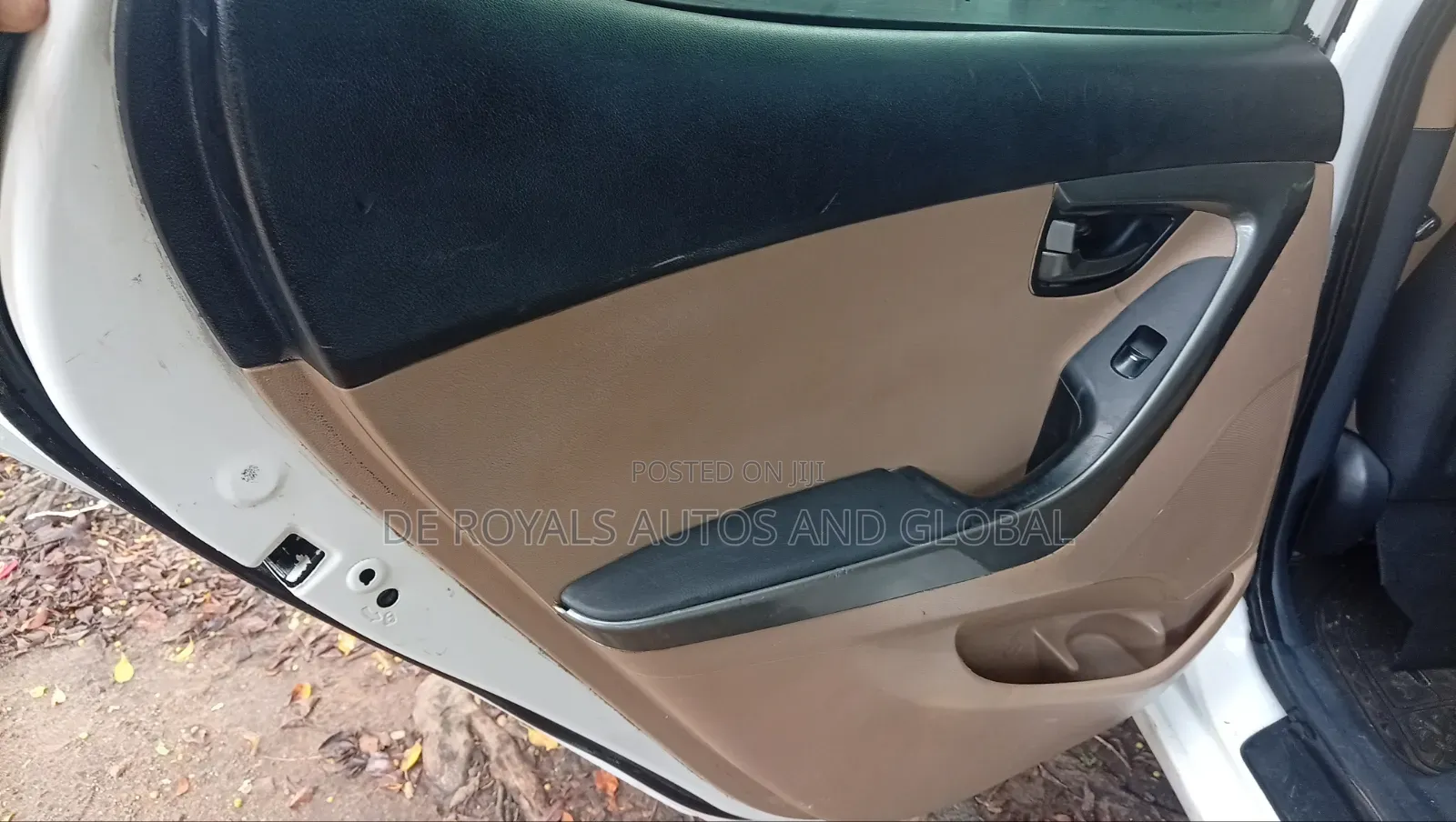 Hyundai Elantra 2013 White