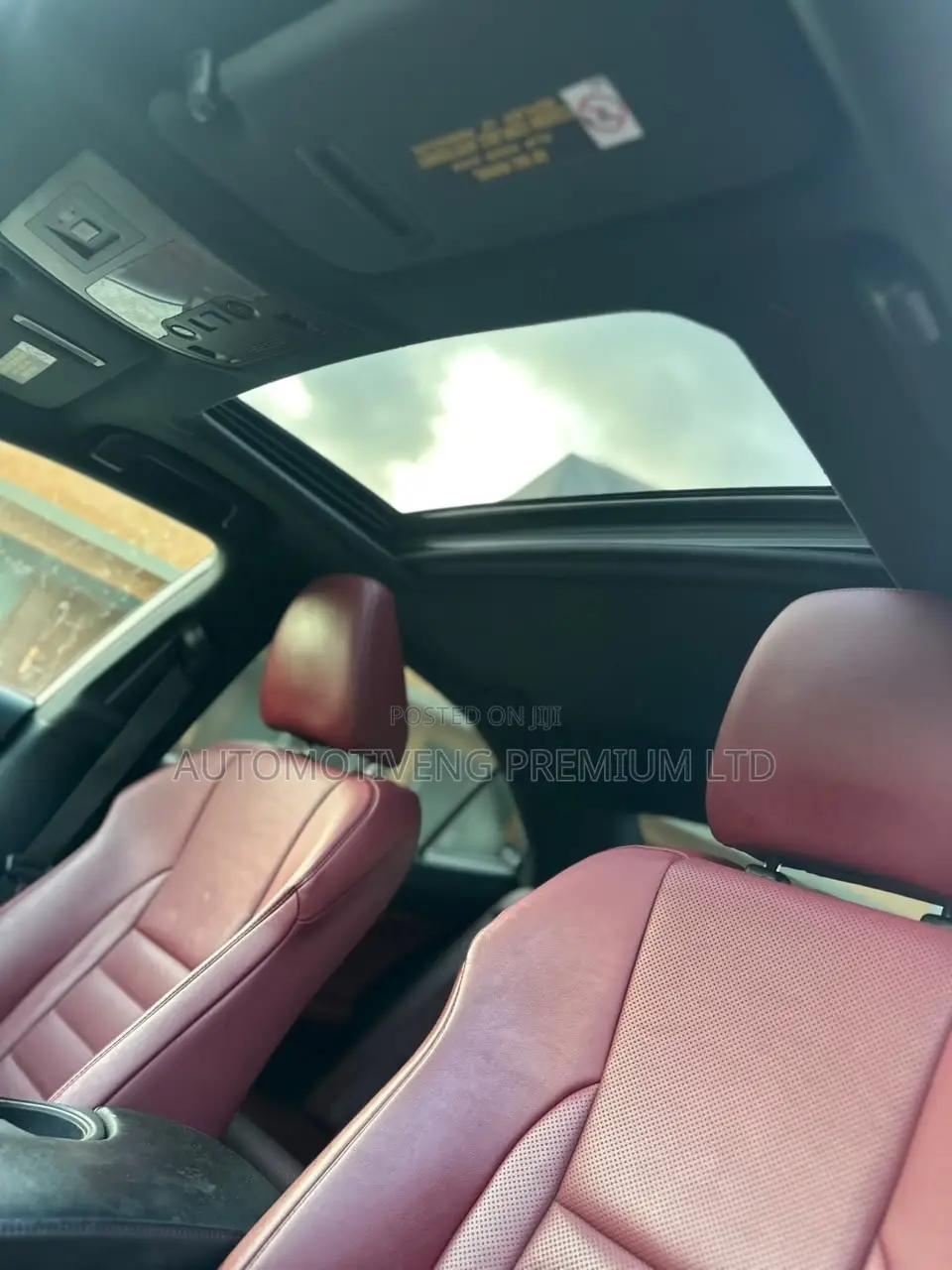 Lexus IS 300 AWD 2017 White