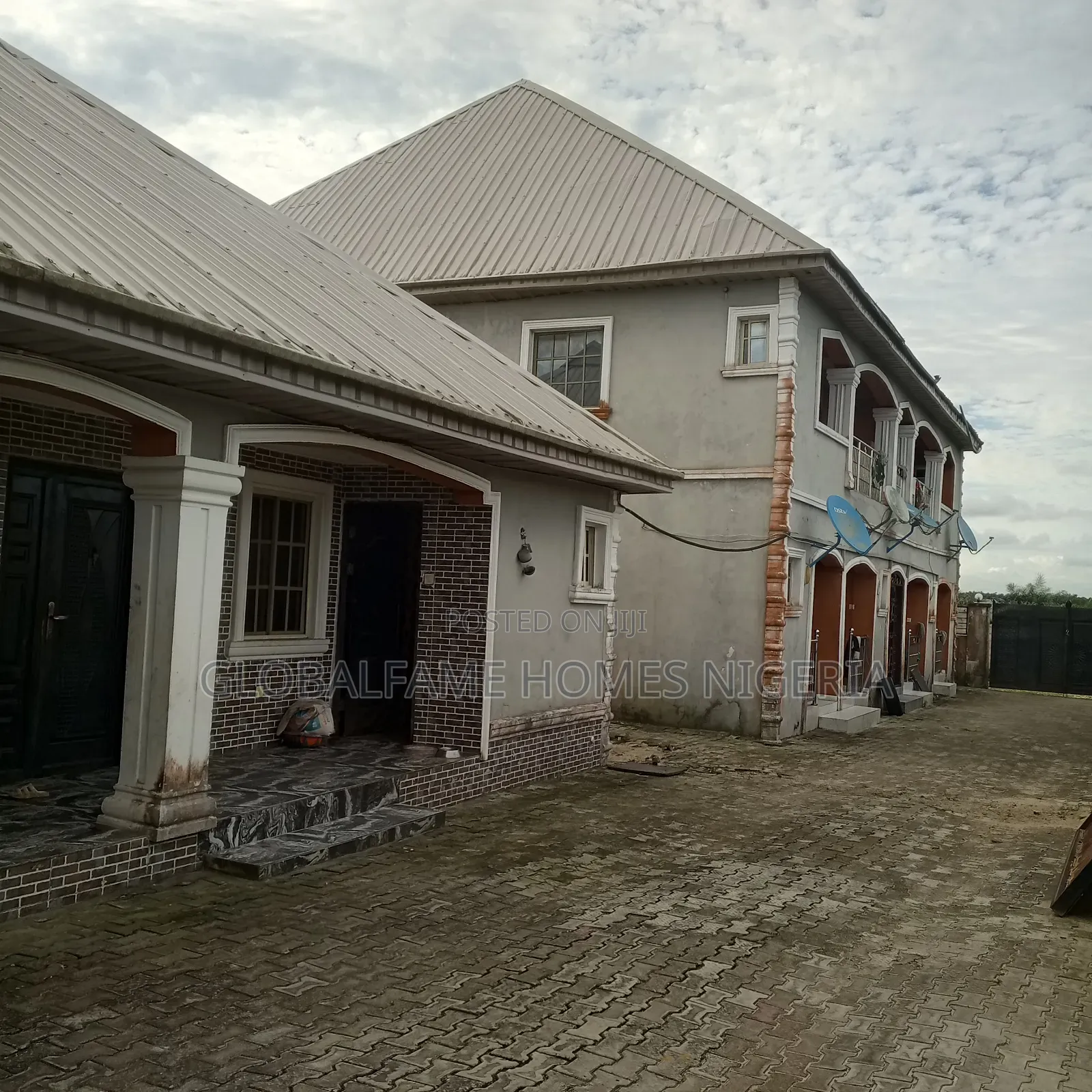19bdrm Block of Flats in Igando Ibeju Lekki for sale