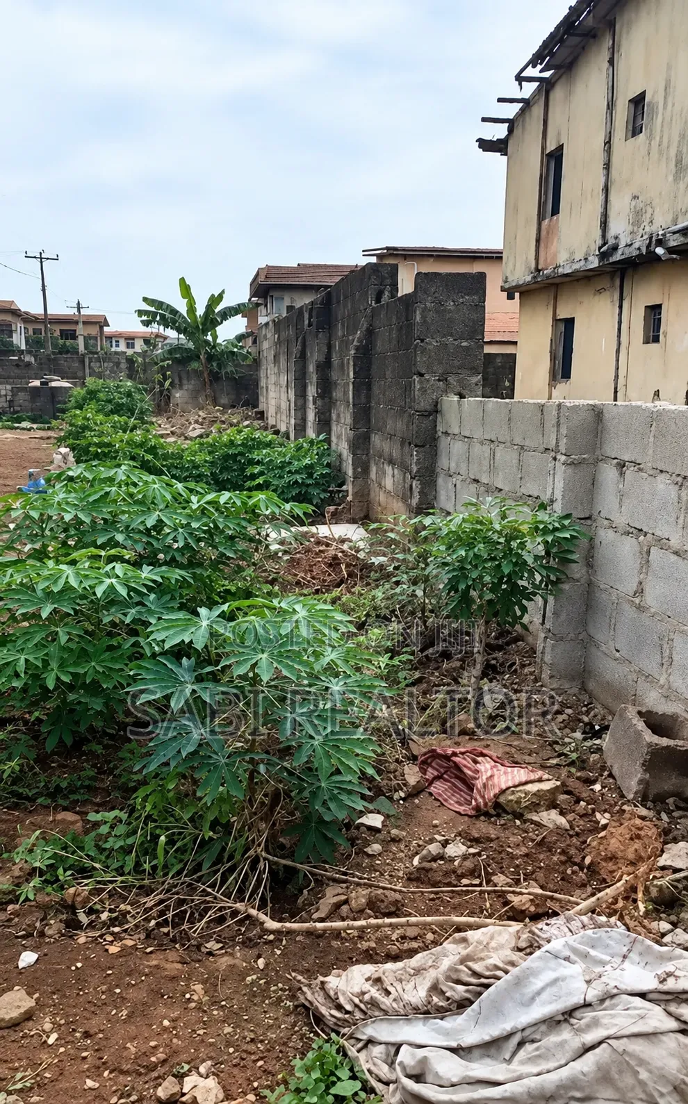 Standard Full Plot of Residential Land at 5th Avenue Behind Abesan