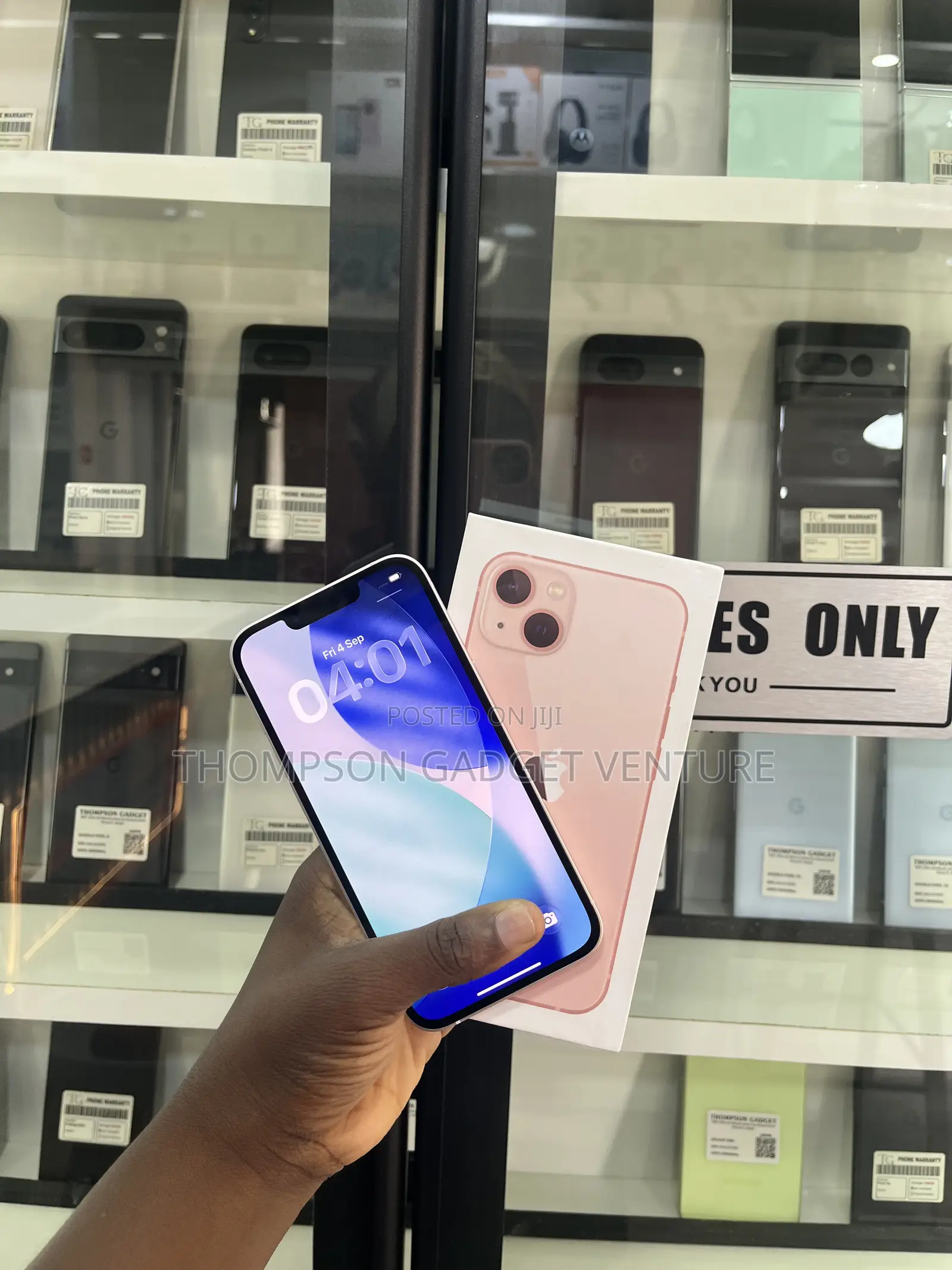 Apple iPhone 13 128 GB Pink