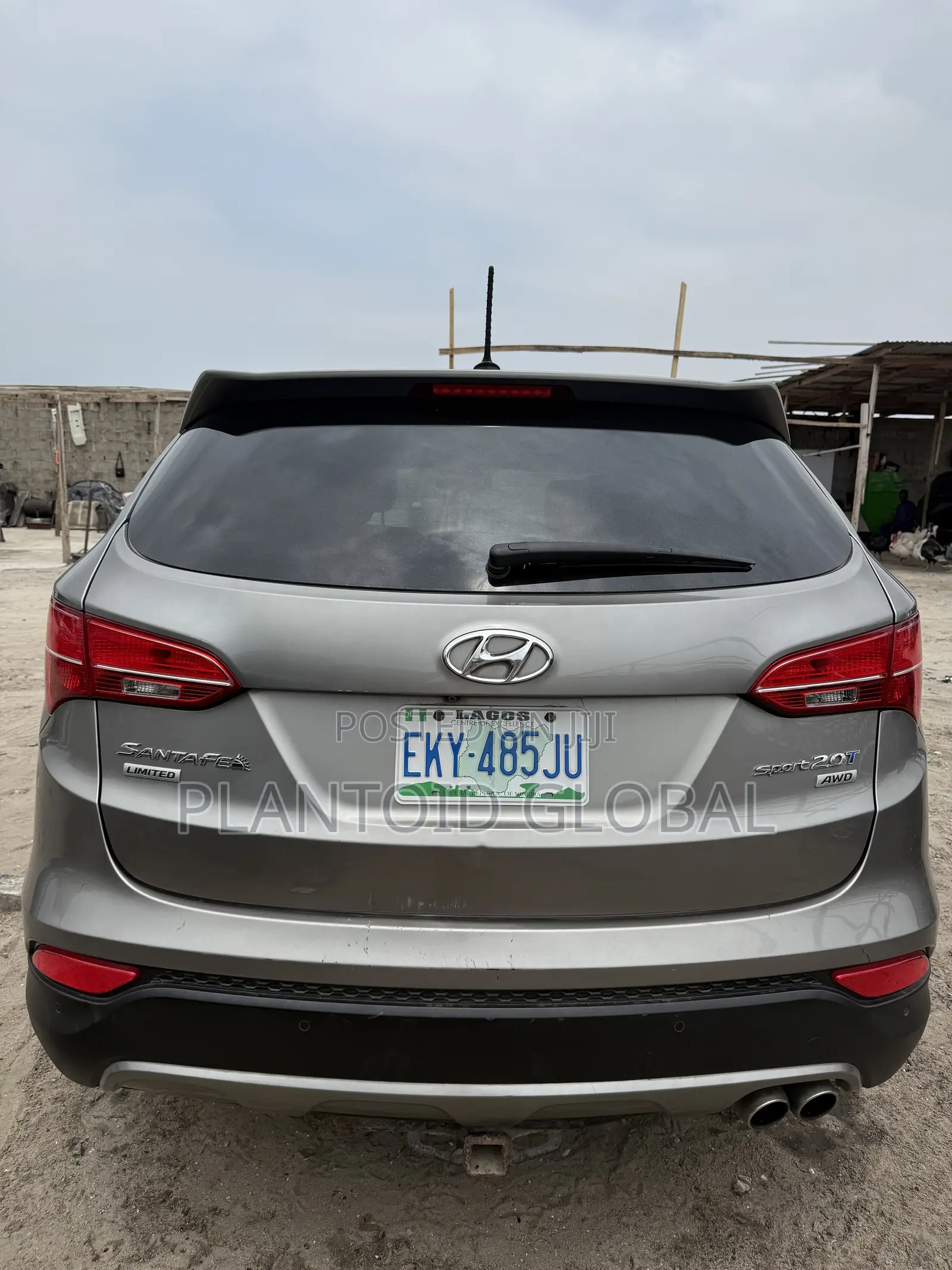 Hyundai Santa Fe Limited 4dr SUV AWD (3.3L 6cyl 6A) 2014 Gray