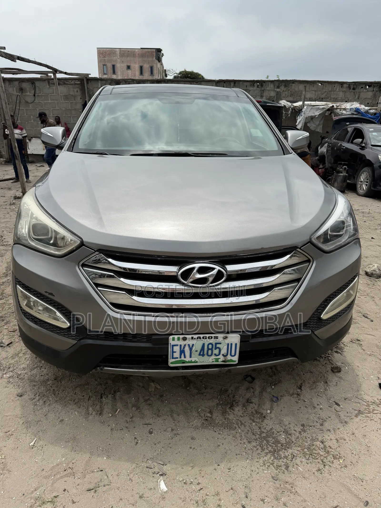 Hyundai Santa Fe Limited 4dr SUV AWD (3.3L 6cyl 6A) 2014 Gray