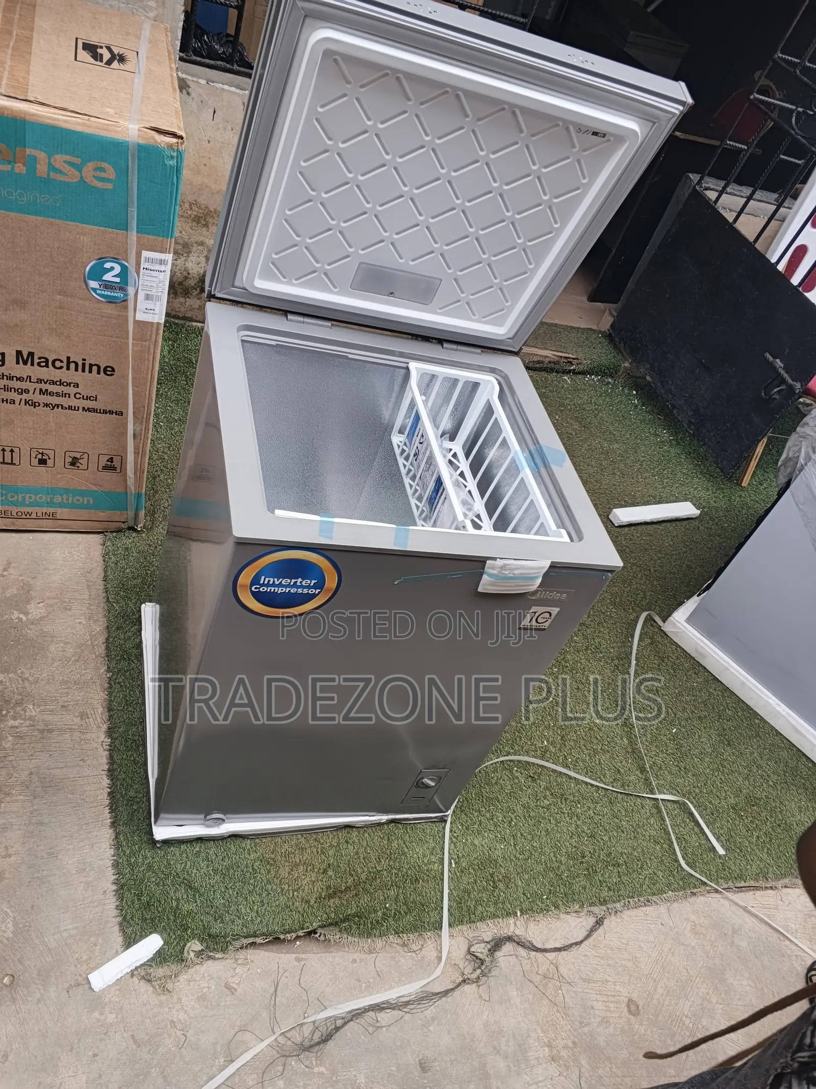 Midea 142L Compact Chest Freezer – MDRC265FZG43D