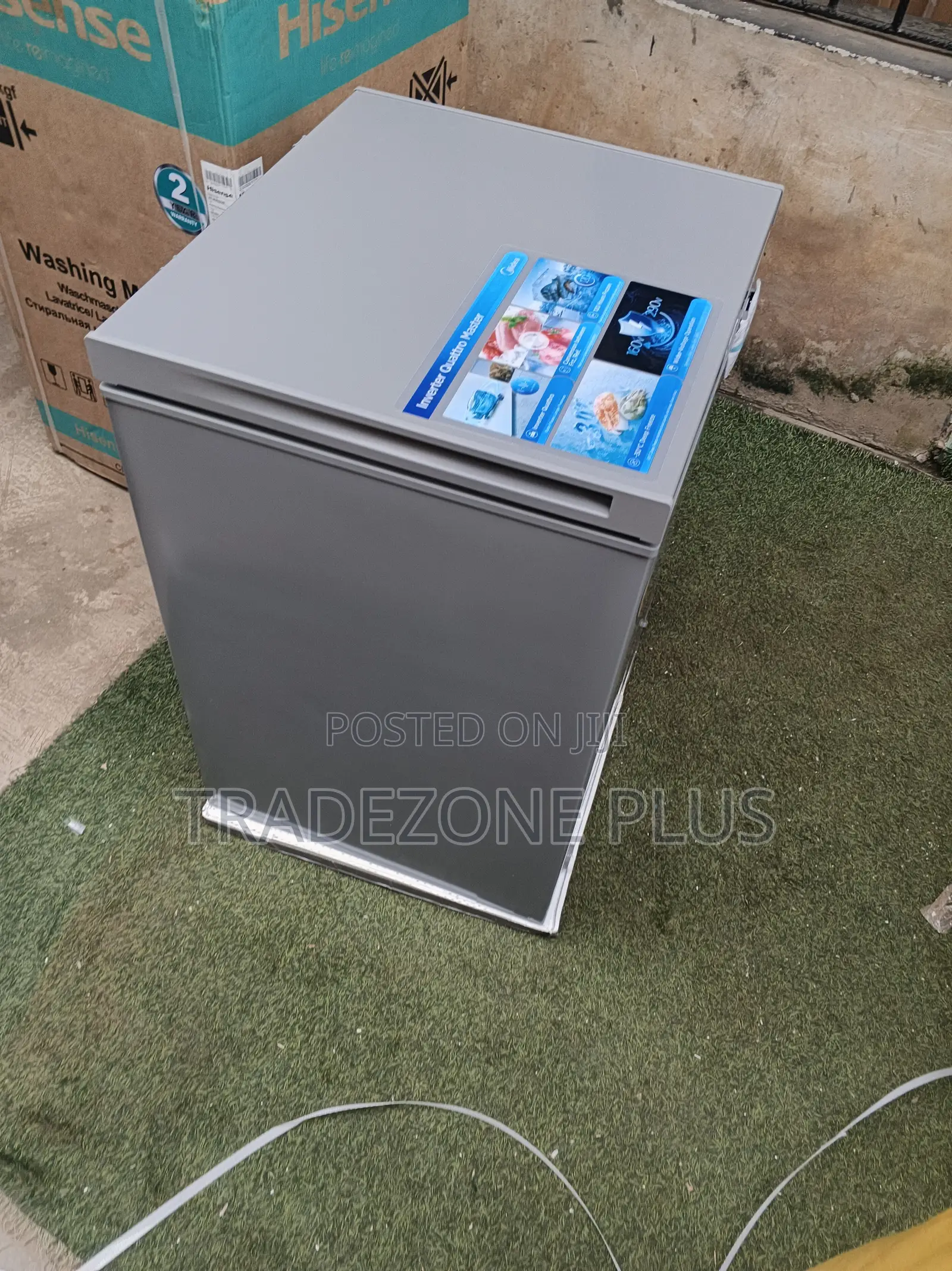 Midea 142L Energy Efficient Chest Freezer