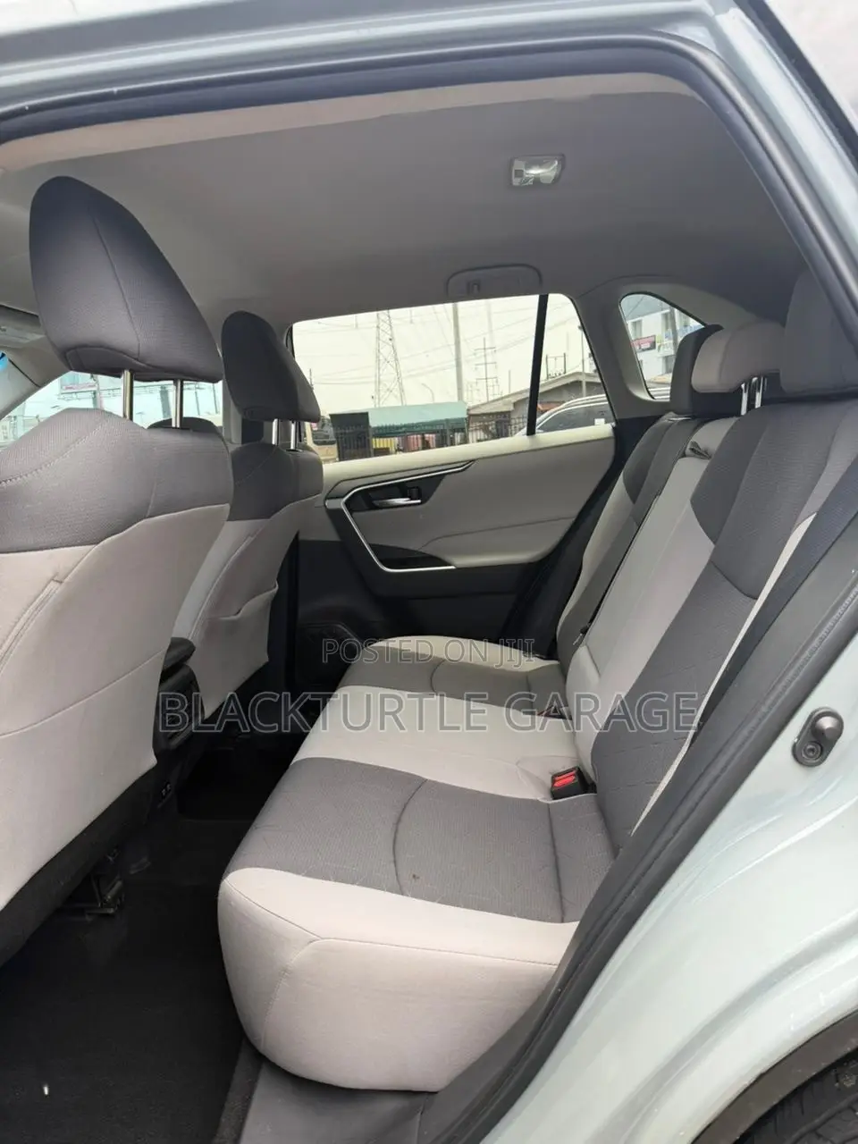 Toyota RAV4 2022 Gray