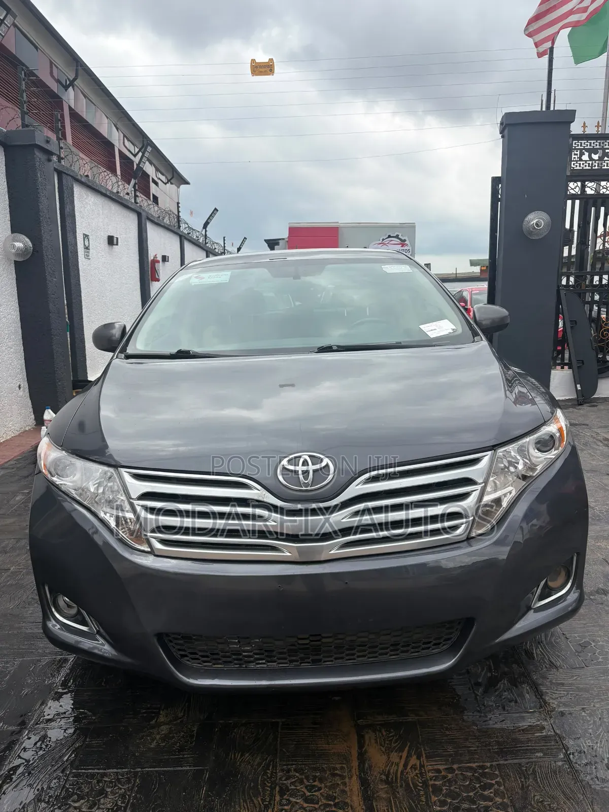 Toyota Venza AWD 2010 Gray
