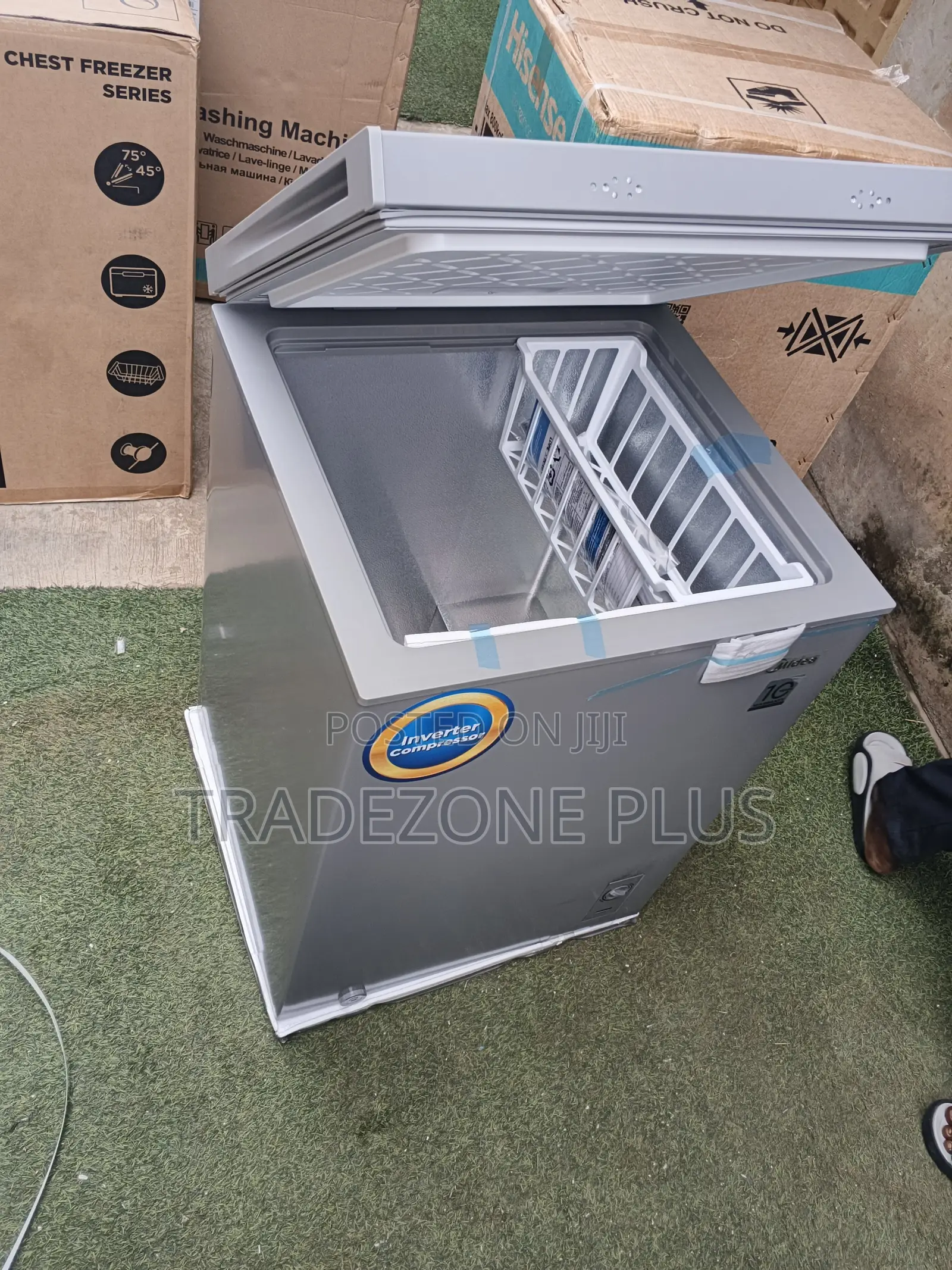 Midea 142L Deep Freezer With Inverter Technology