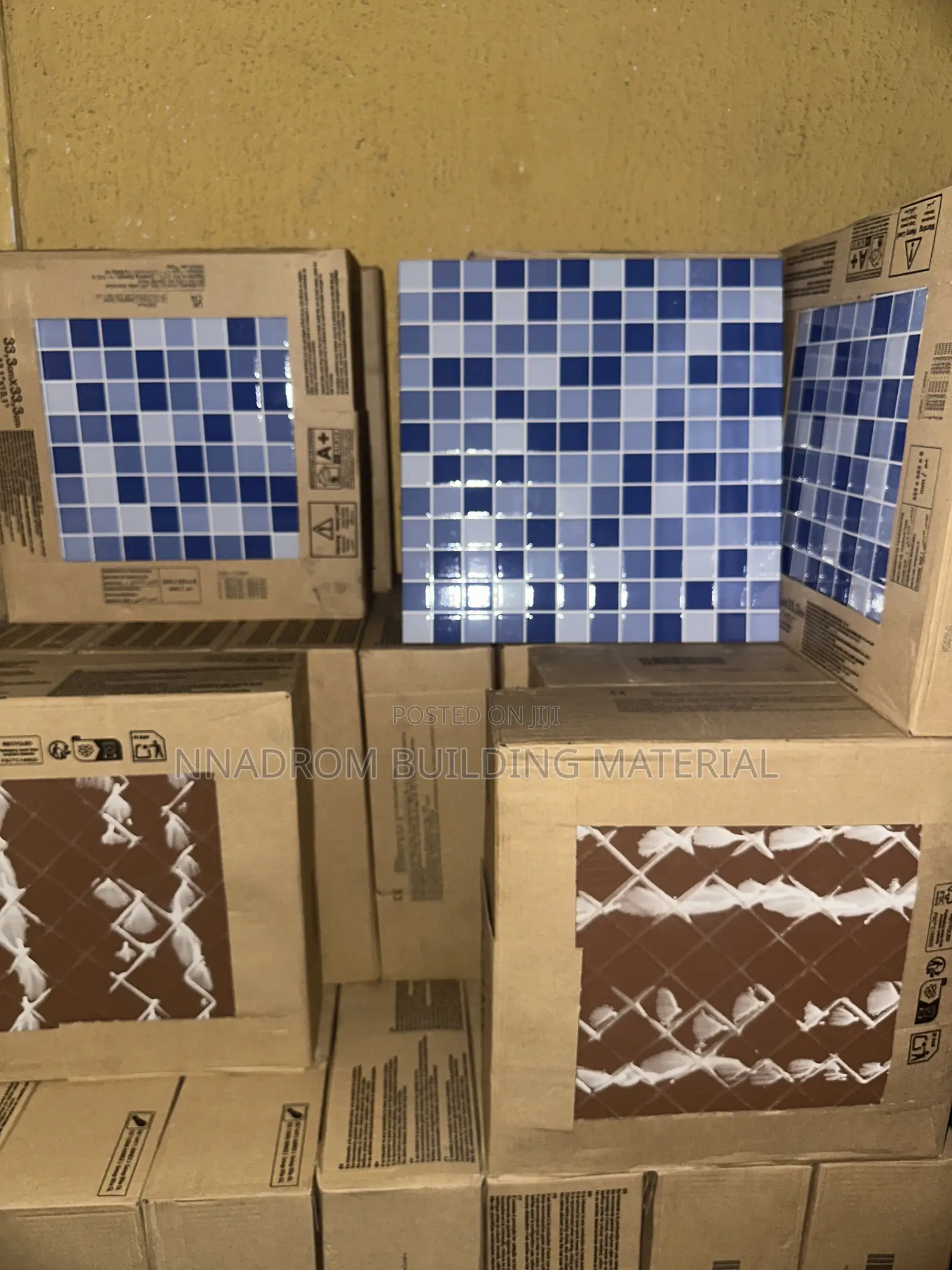 33/33 Marina Azule Glaze Ceramic Pool Tiles