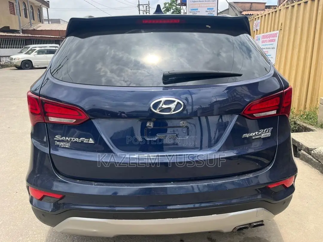Hyundai Santa Fe SE Ultimate AWD 2017 Blue
