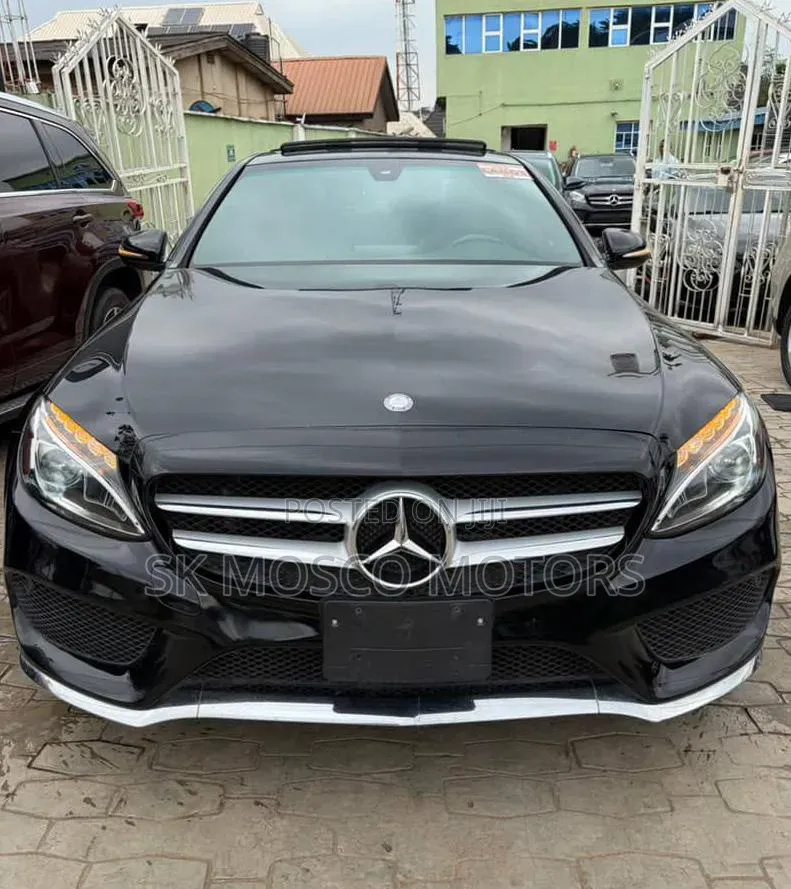 Mercedes-Benz C400 4Matic AWD Sedan (3.0L V6 7A) 2015 Black
