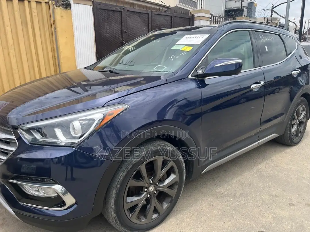 Hyundai Santa Fe SE Ultimate AWD 2017 Blue