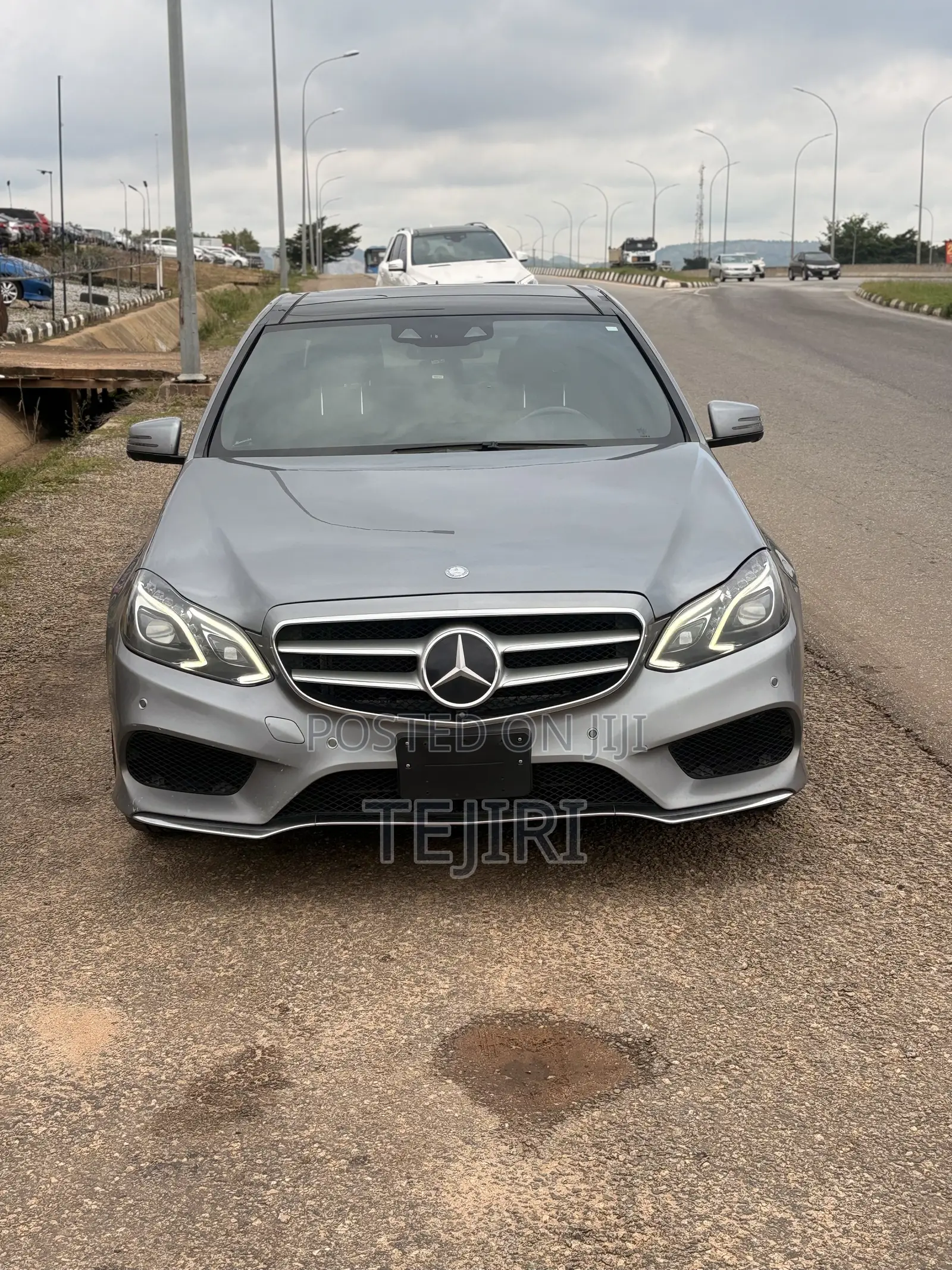 Mercedes-Benz E350 Base 4Matic Sedan AWD (3.5L 6cyl 7A) 2014 Gray