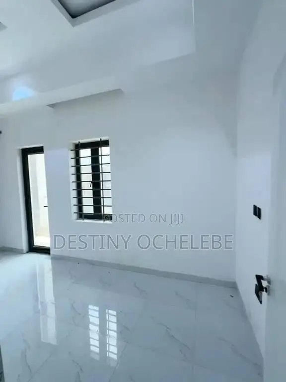 5bdrm Duplex in Katampe Extension for sale