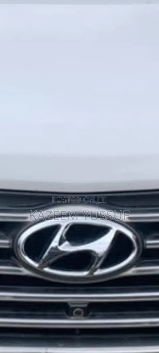 Hyundai Santa Fe SE Ultimate AWD 2017 White
