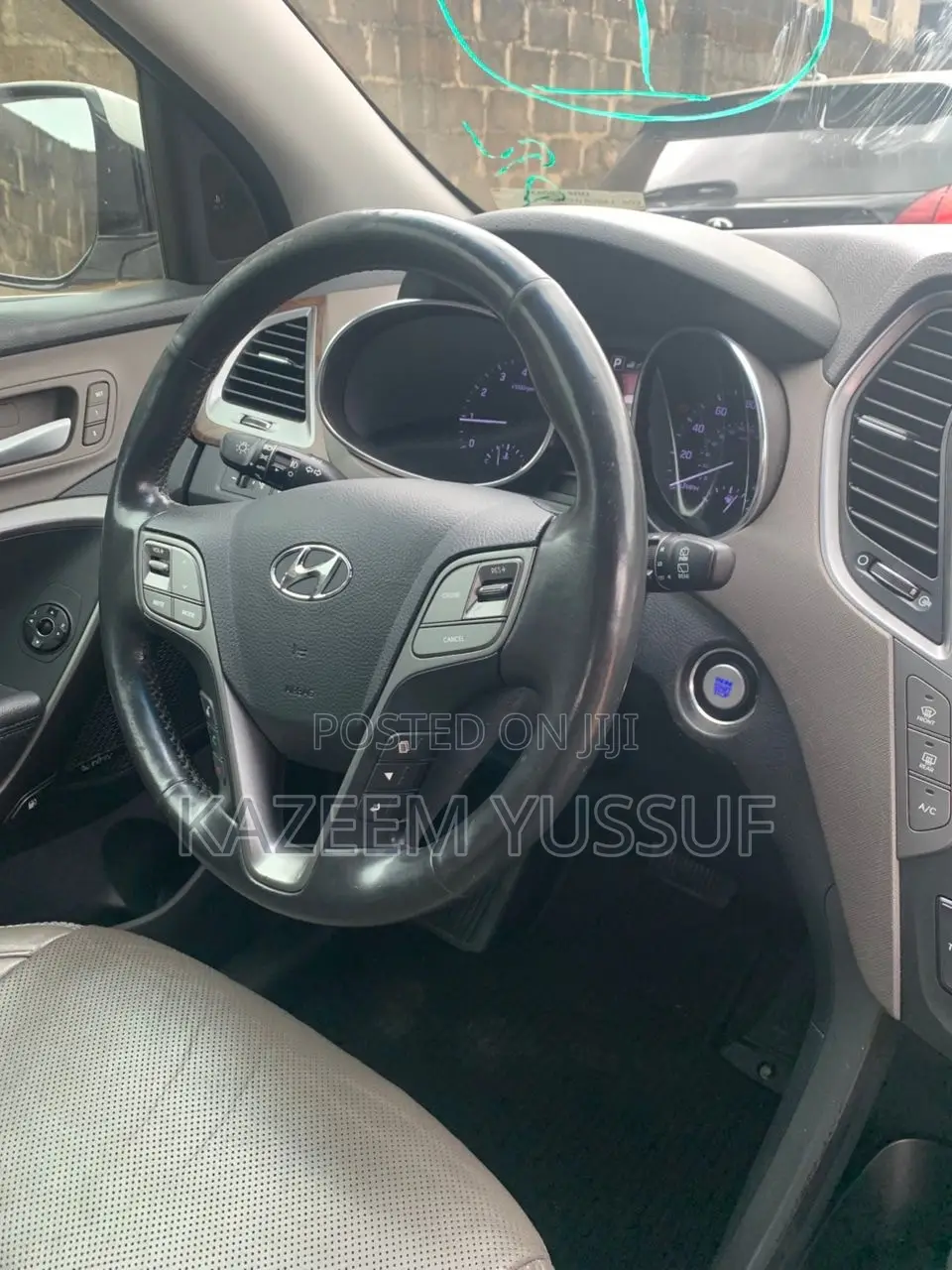 Hyundai Santa Fe SE Ultimate AWD 2017 White
