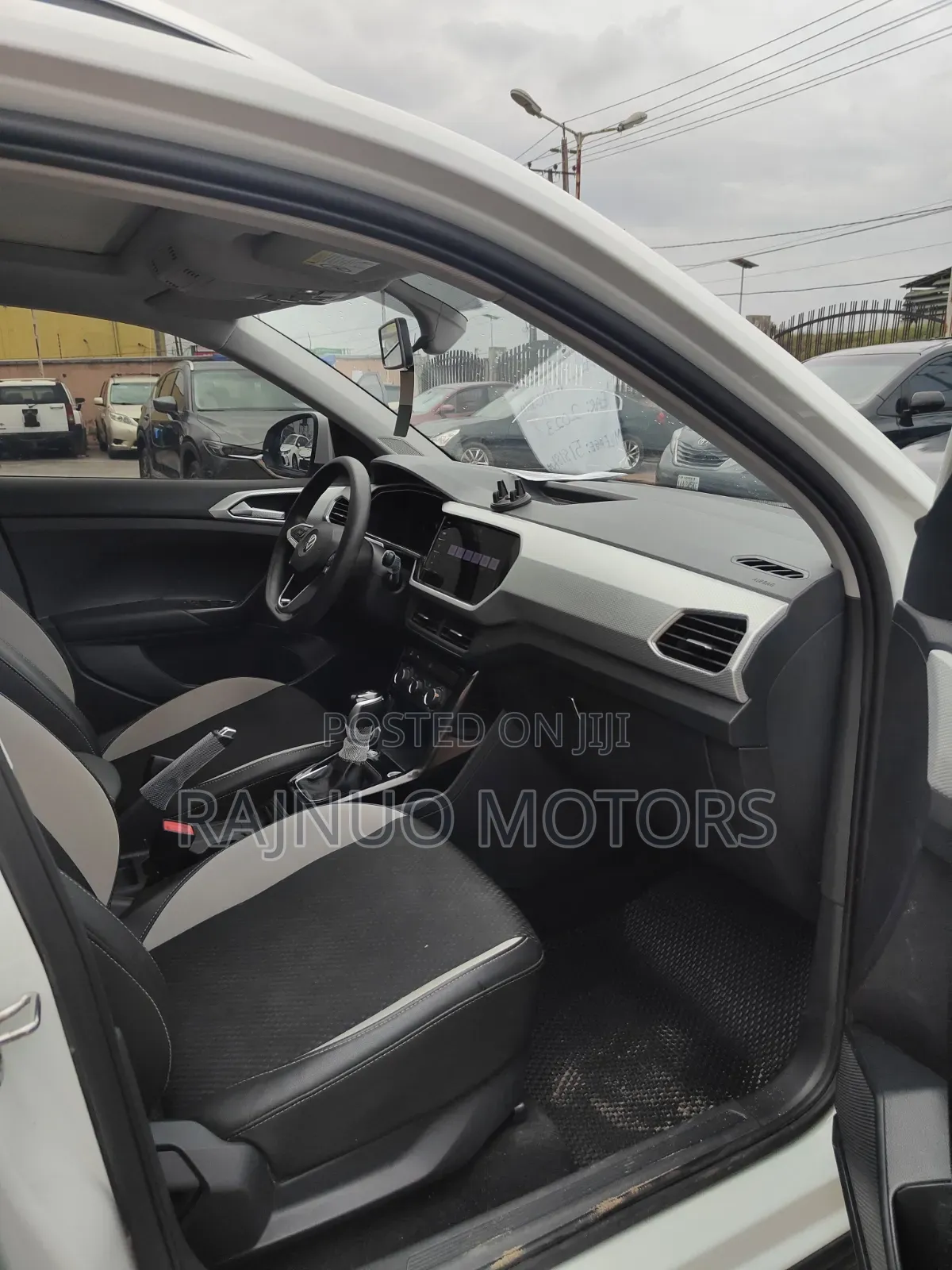 Volkswagen T-Cross 2022 White