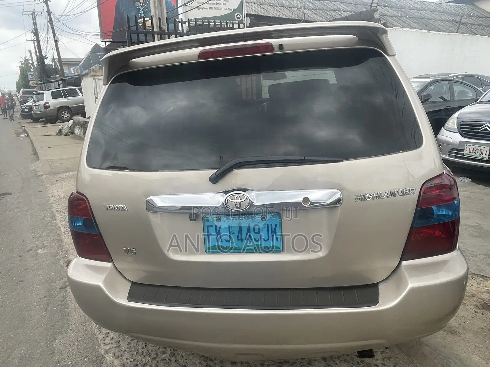 Toyota Highlander Limited V6 2006 Gold