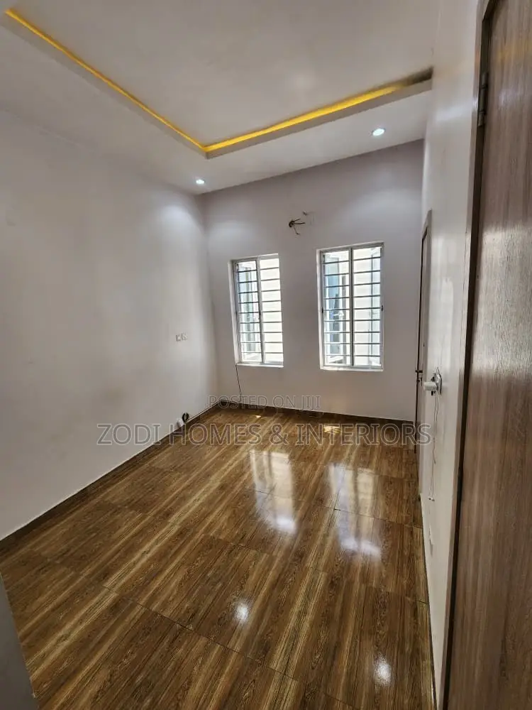 1bdrm Apartment in Royal Pine Gate 1, Lekki for rent