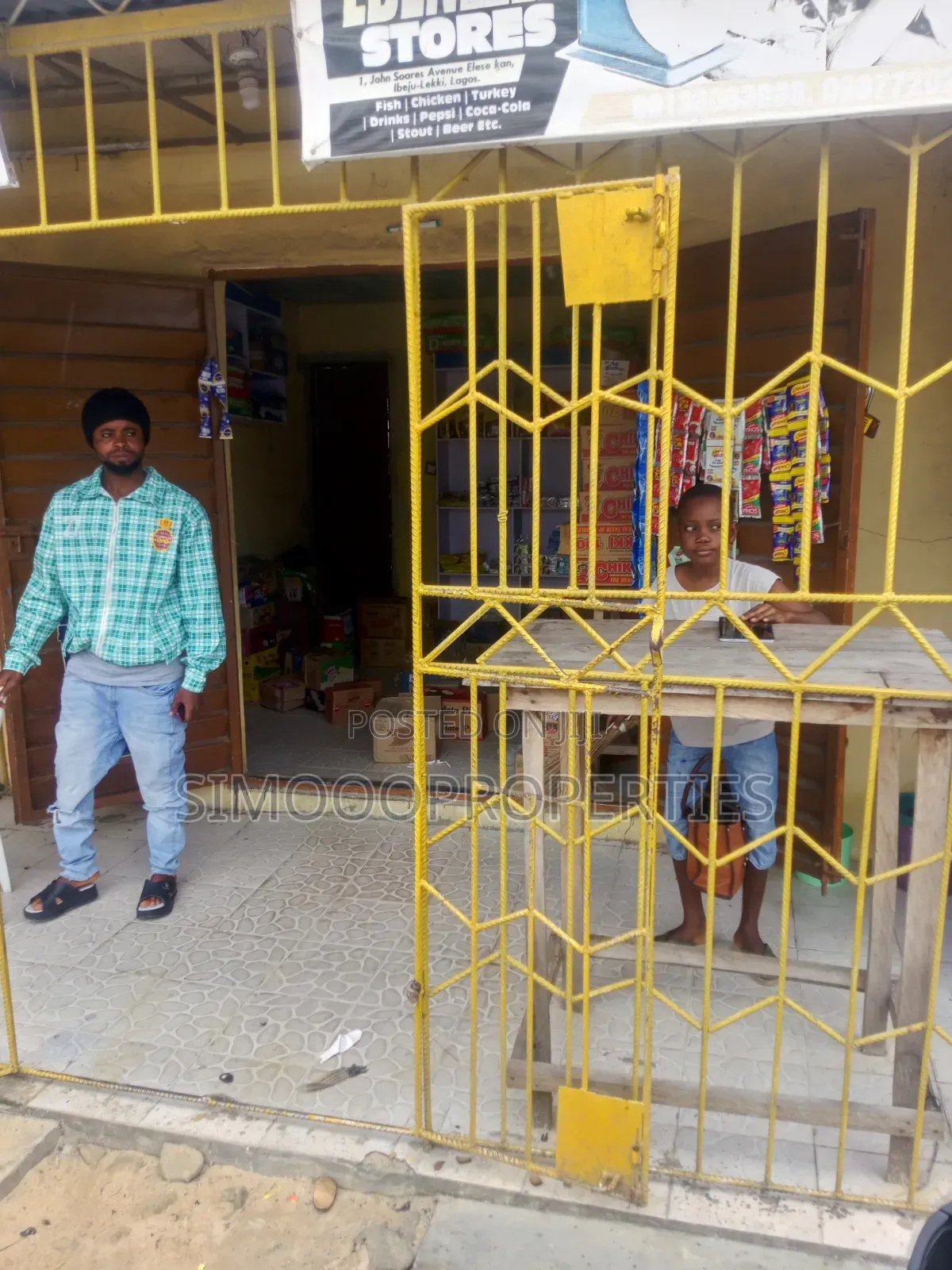 A Very Standard Shop for Rent at Elesekan Bus Stop
