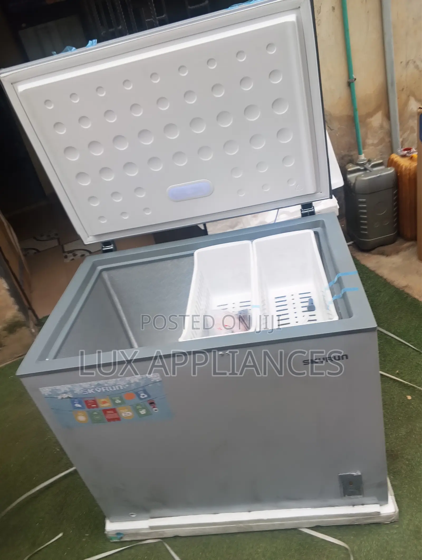 Skyrun 260L BD260A Chest Freezer