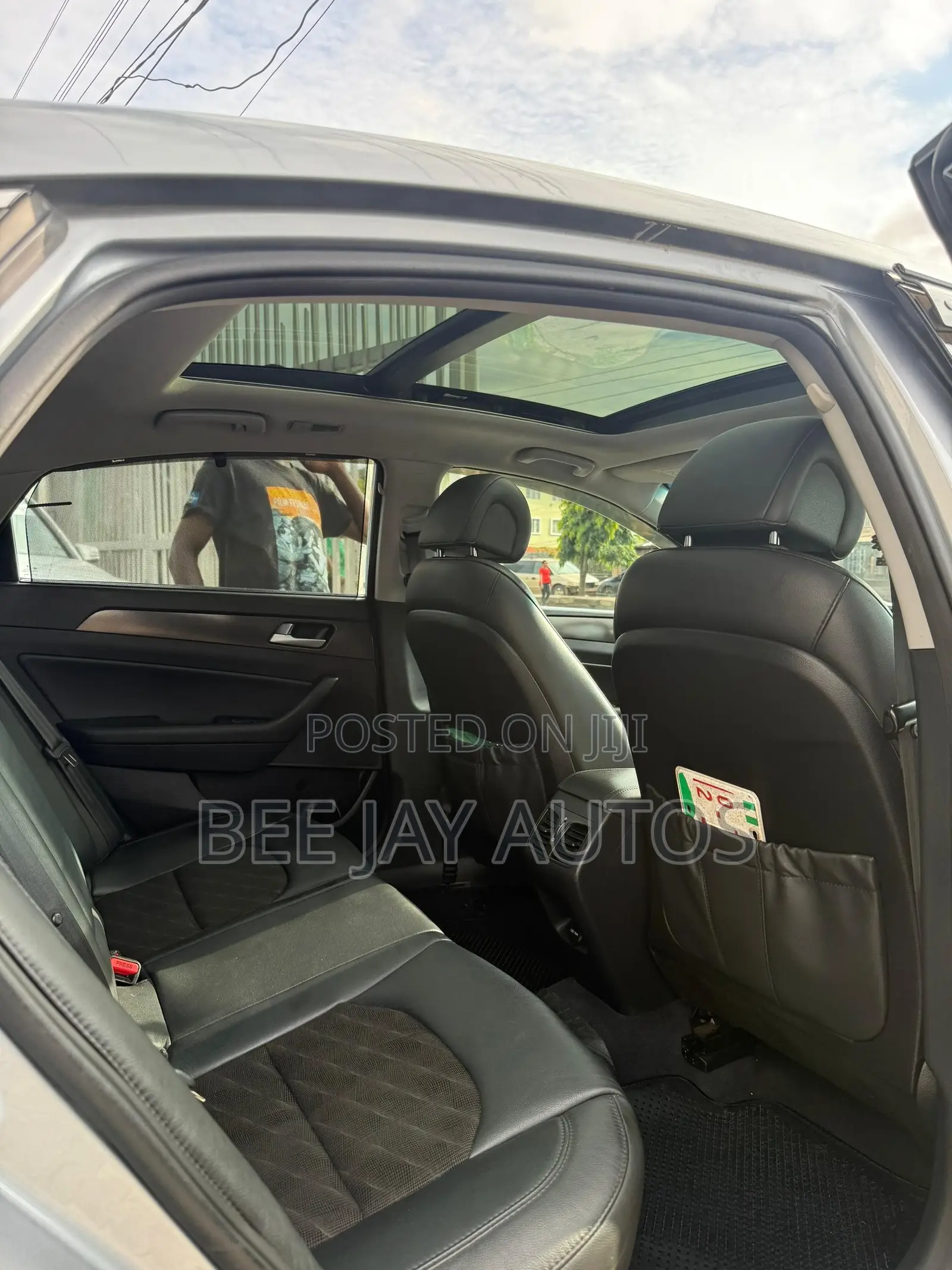 Hyundai Sonata Sport 4dr Sedan (2.4L 4cyl 6A) 2015 Gray
