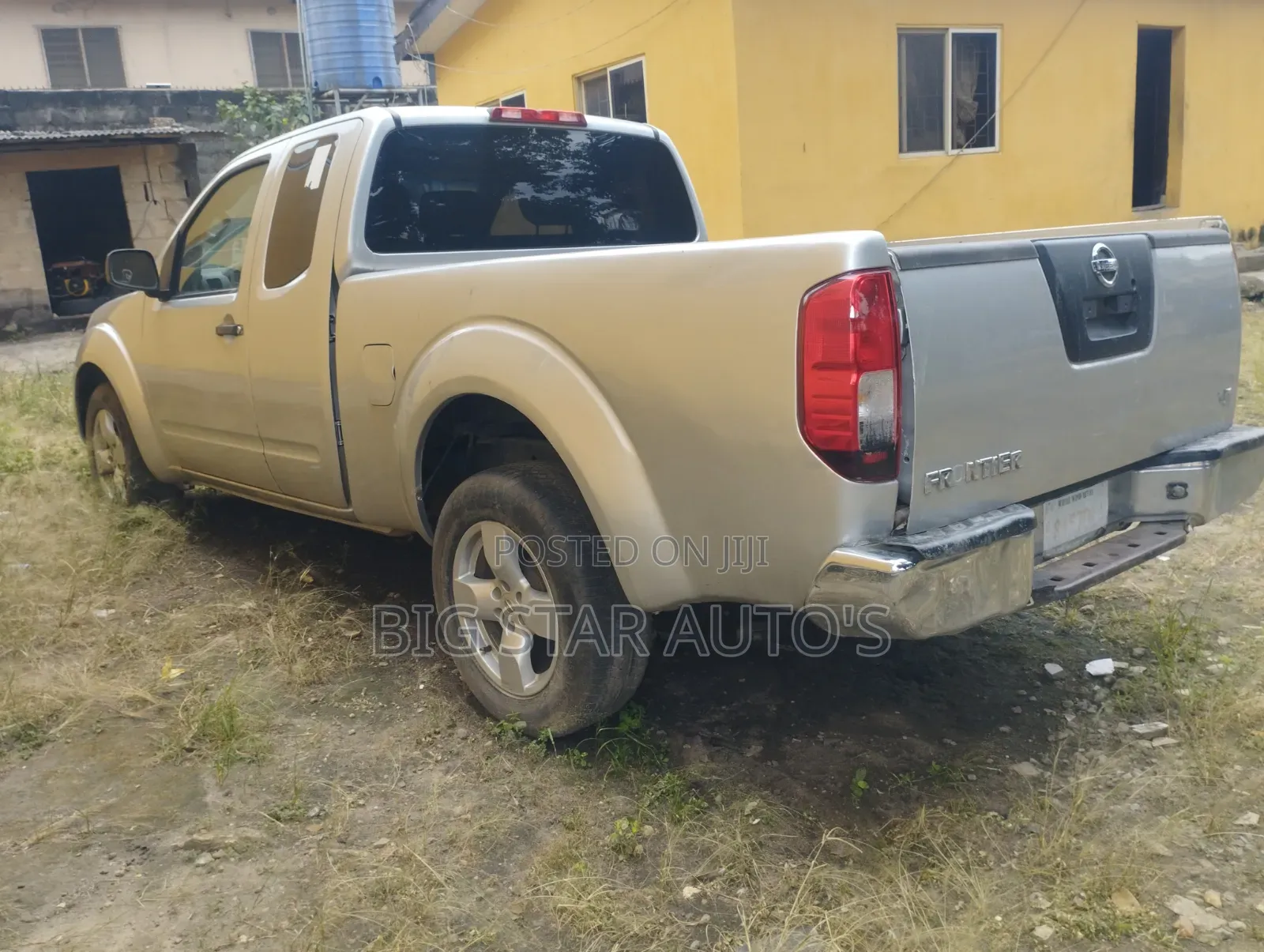Nissan Frontier 2014 Silver