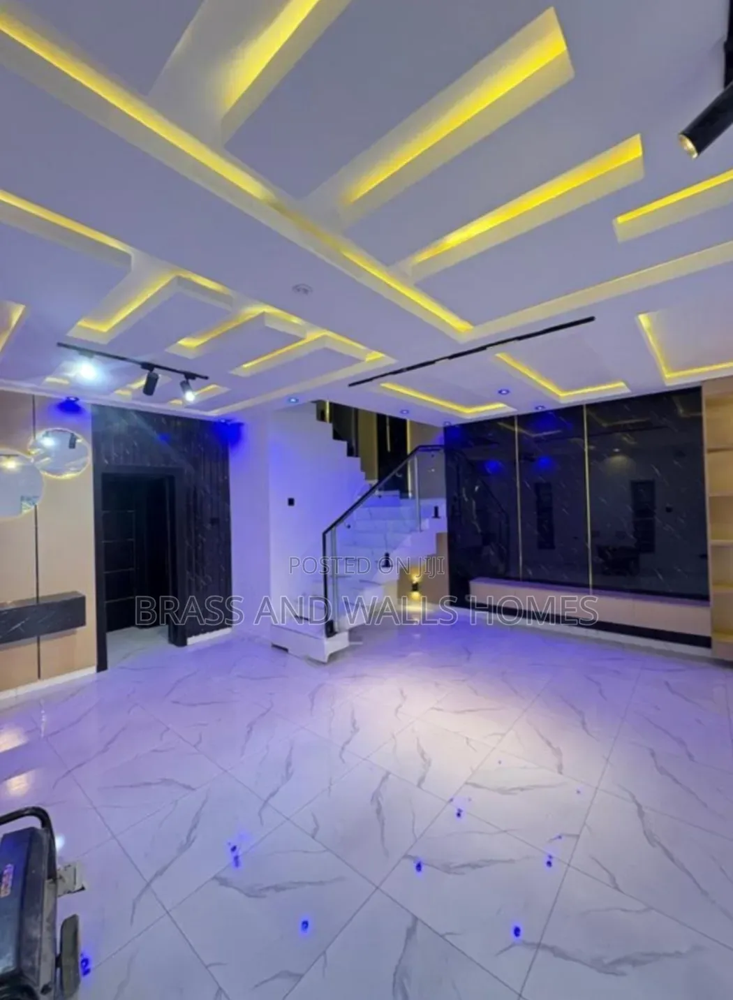 Furnished 5bdrm Duplex in New Oko Oba for sale